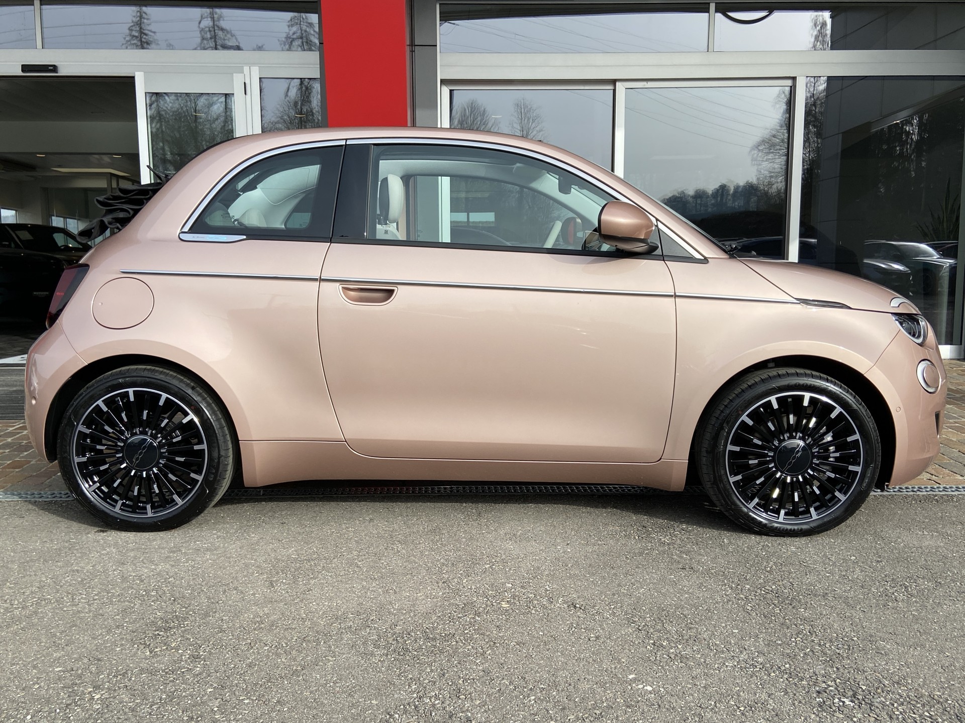 FIAT 500 C electric 87 kW La Prima - 19