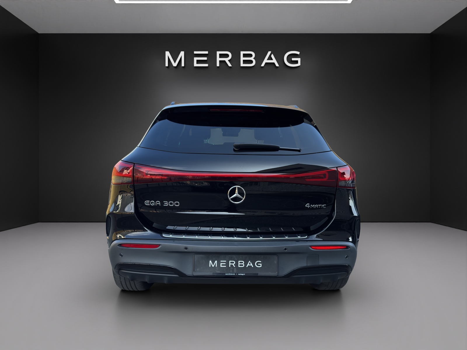 MERCEDES-BENZ EQA 300 AMG Line 4Matic - 4