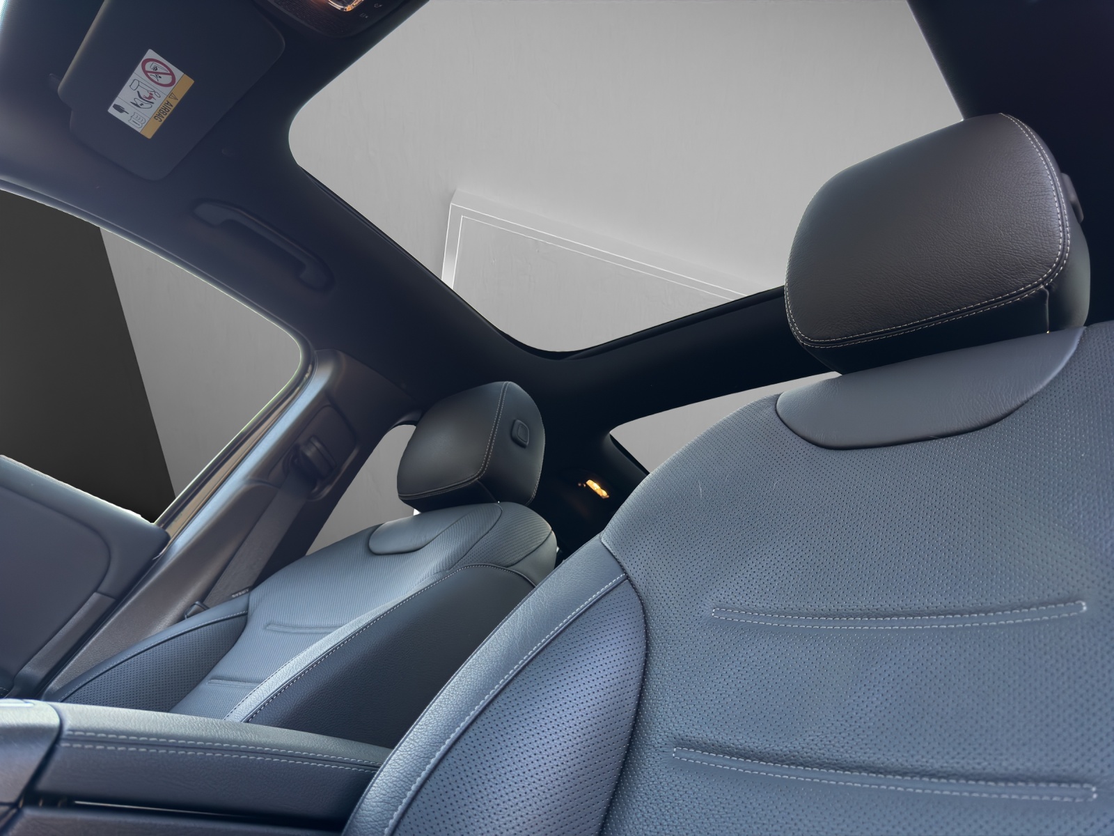 MERCEDES-BENZ EQA 300 AMG Line 4Matic - 14