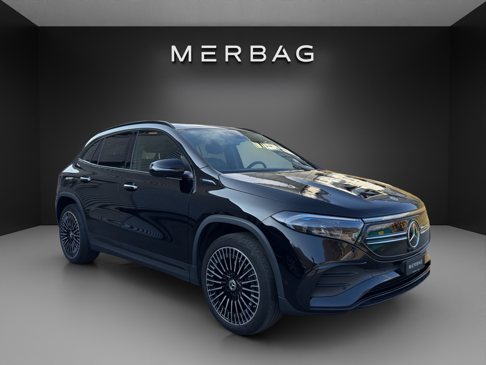 MERCEDES-BENZ EQA 300 AMG Line 4Matic - 6