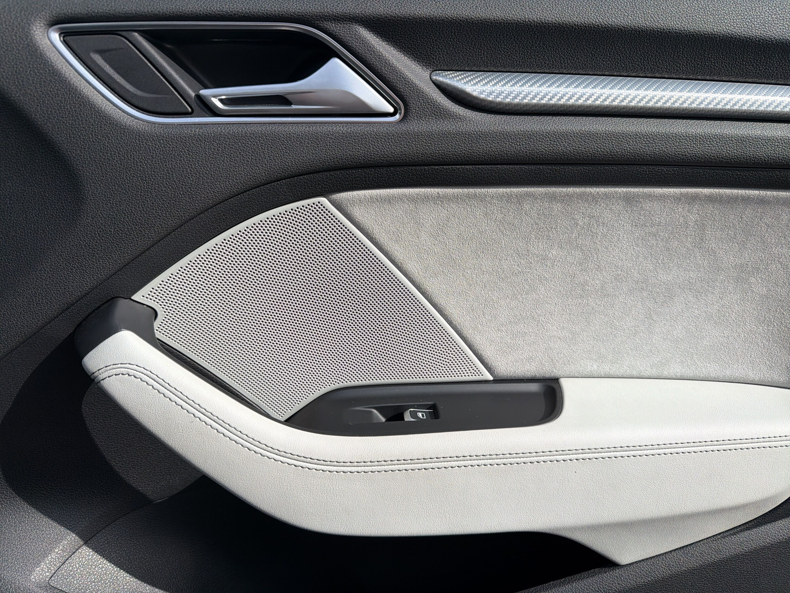 AUDI RS3 2.5 TSI quattro - 17