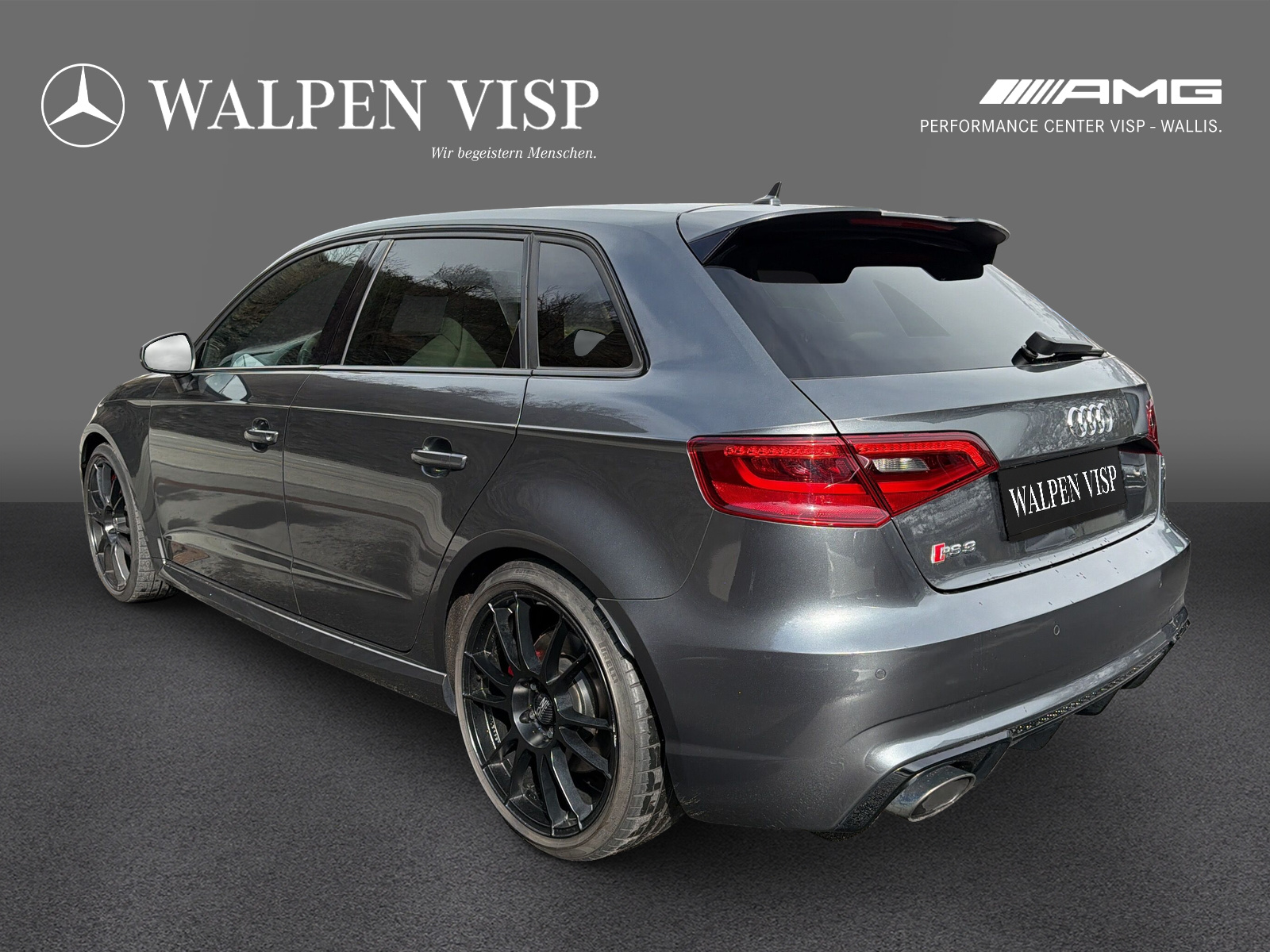 AUDI RS3 2.5 TSI quattro - 4