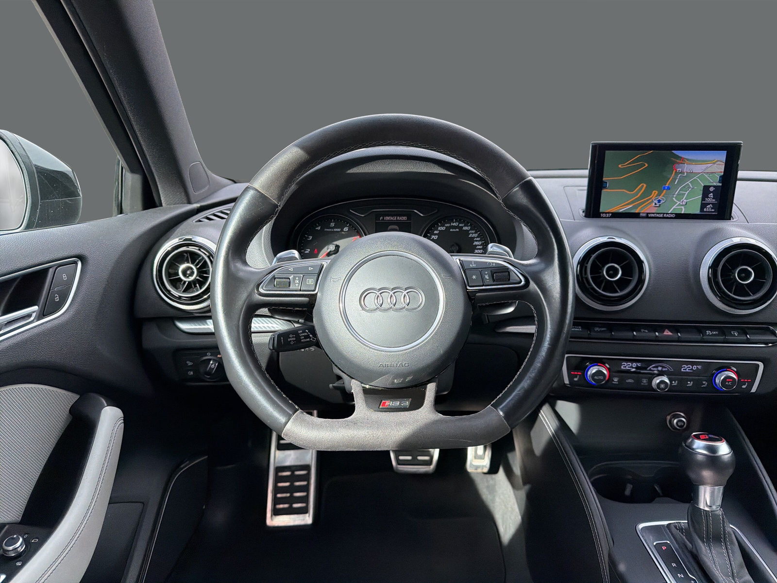 AUDI RS3 2.5 TSI quattro - 10