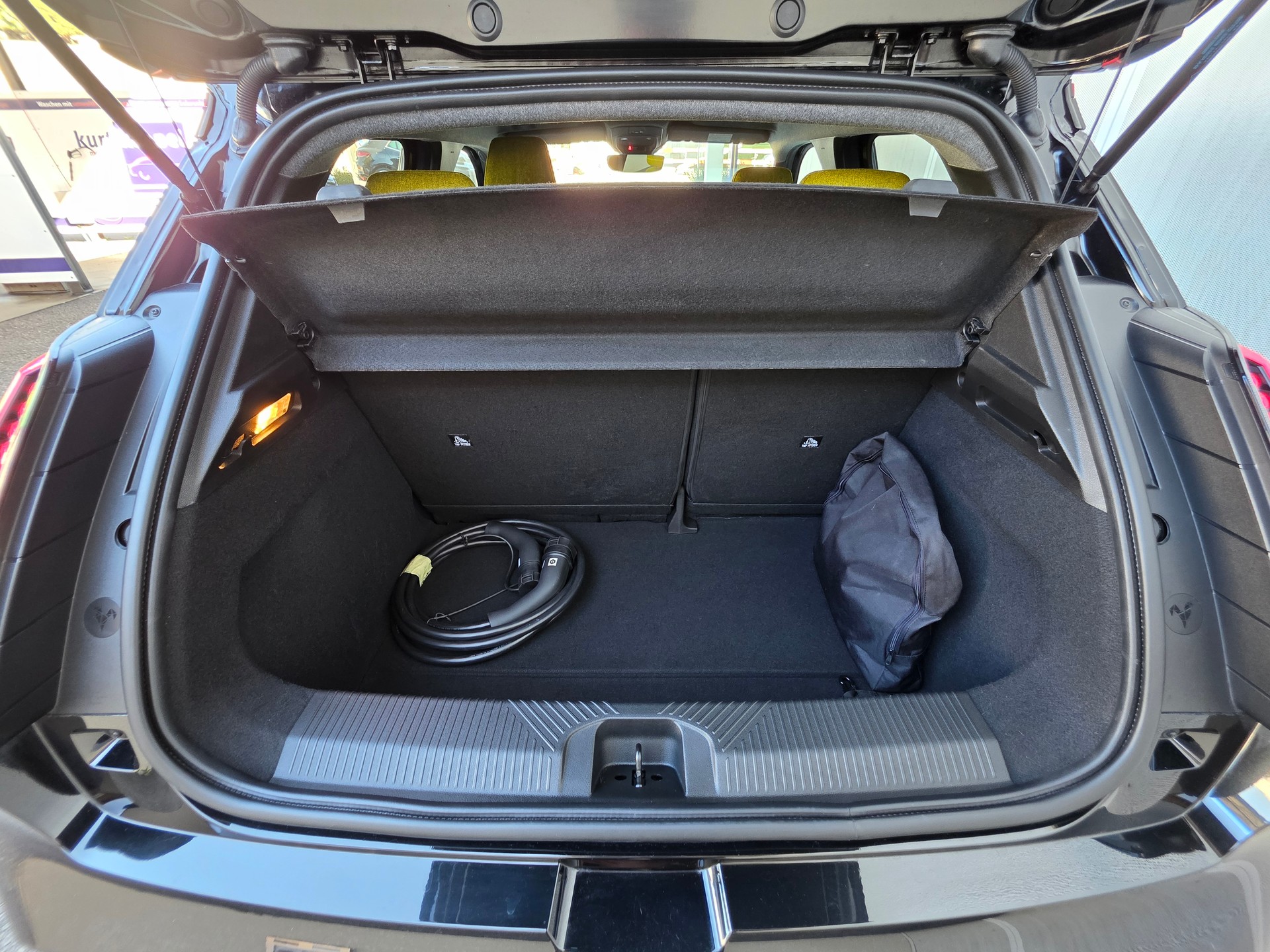 RENAULT R5 E-Tech Comfort Range 52 kWh Iconic Five - 5