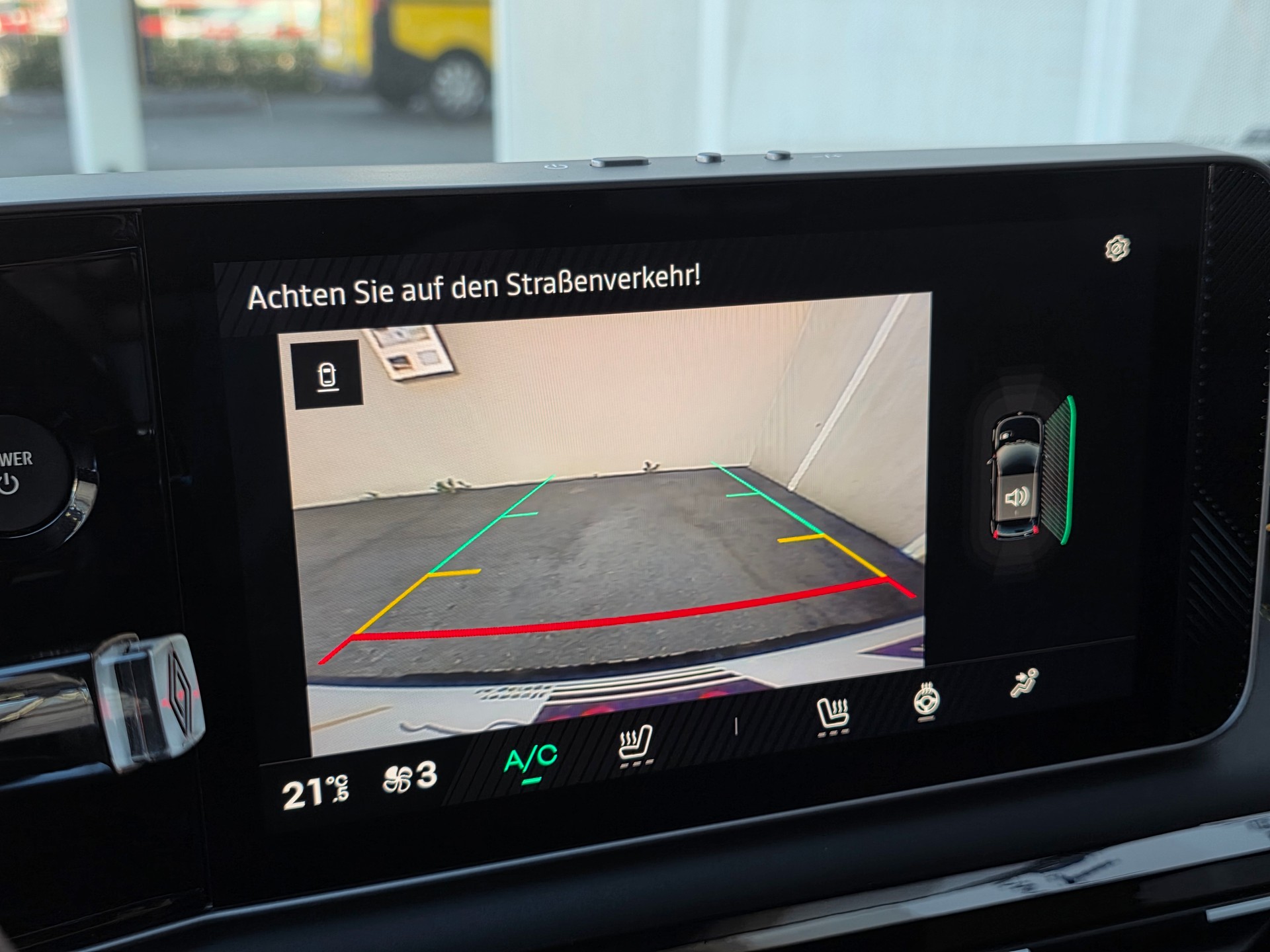 RENAULT R5 E-Tech Comfort Range 52 kWh Iconic Five - 9