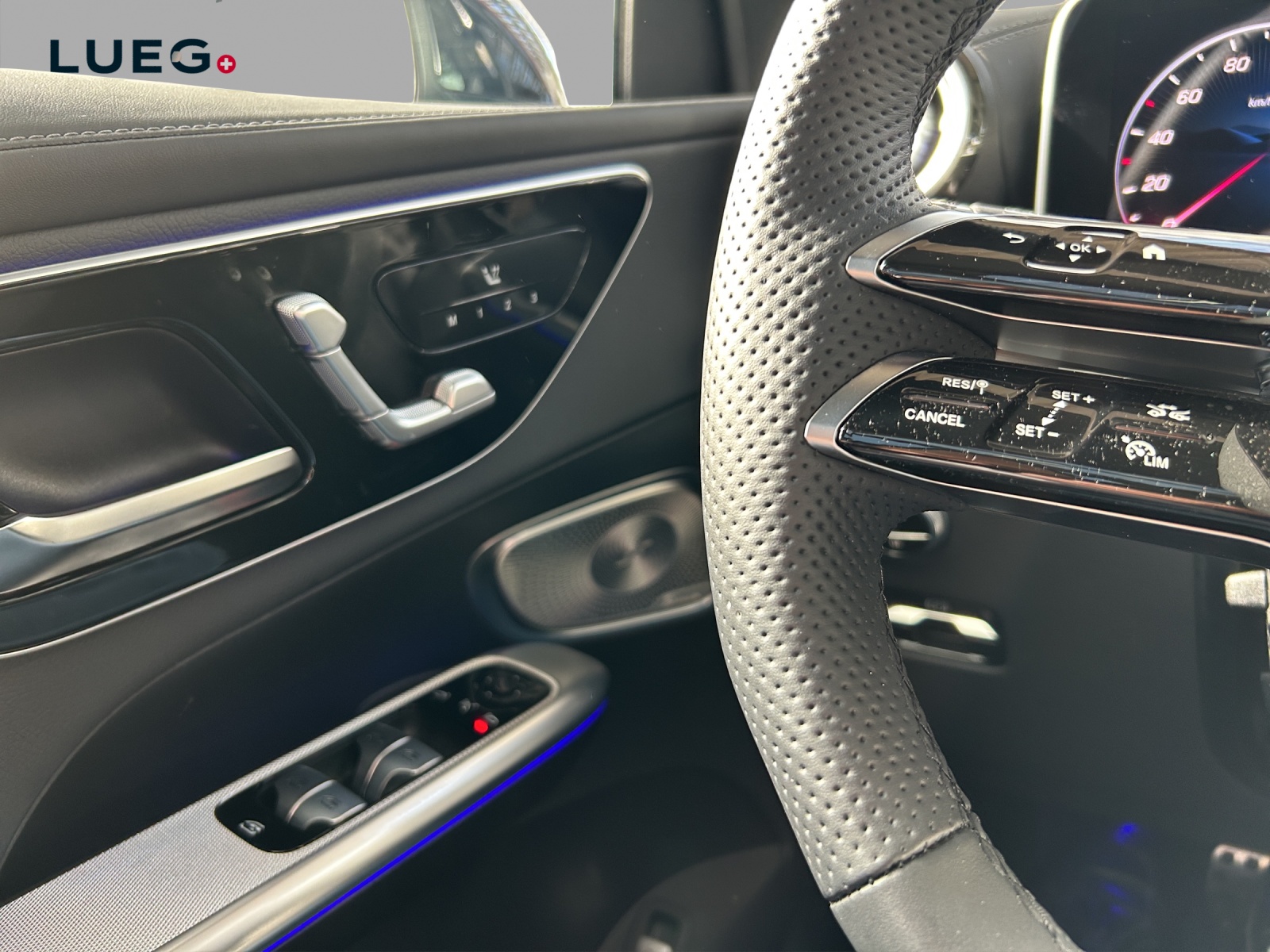 MERCEDES-BENZ GLC 220 d 4Matic 9G-Tronic - 13