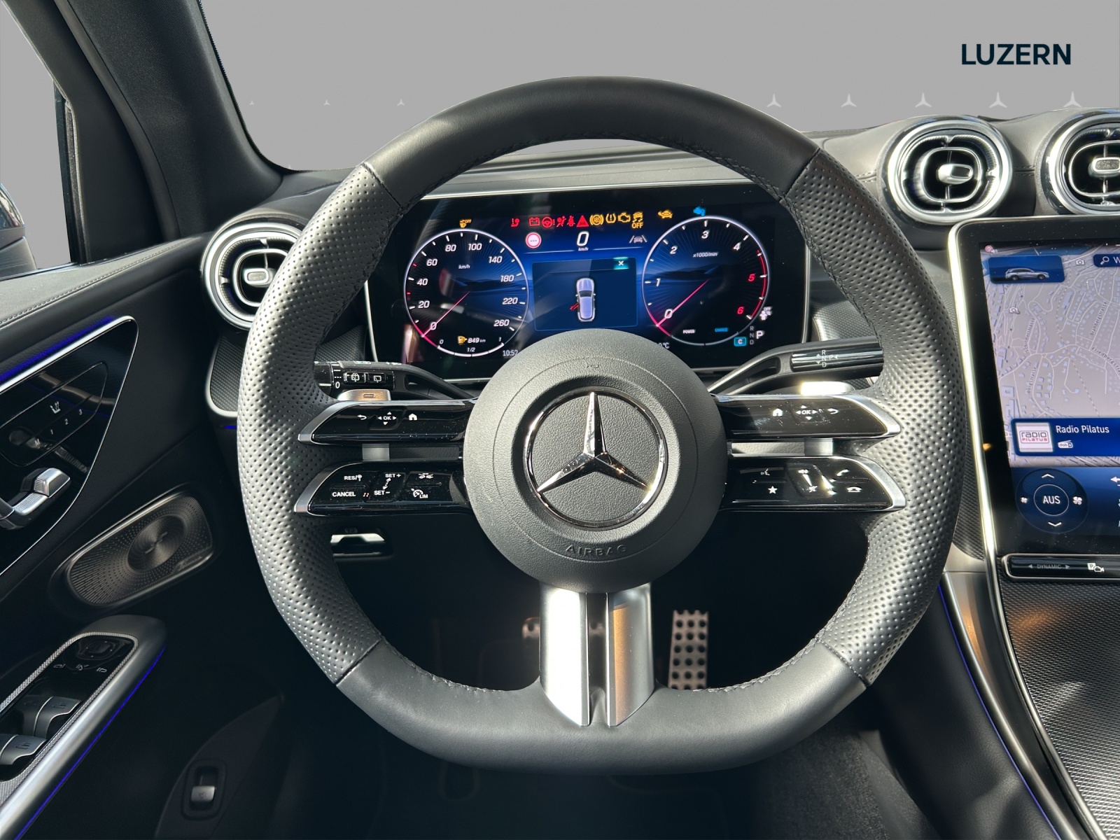 MERCEDES-BENZ GLC 220 d 4Matic 9G-Tronic - 10