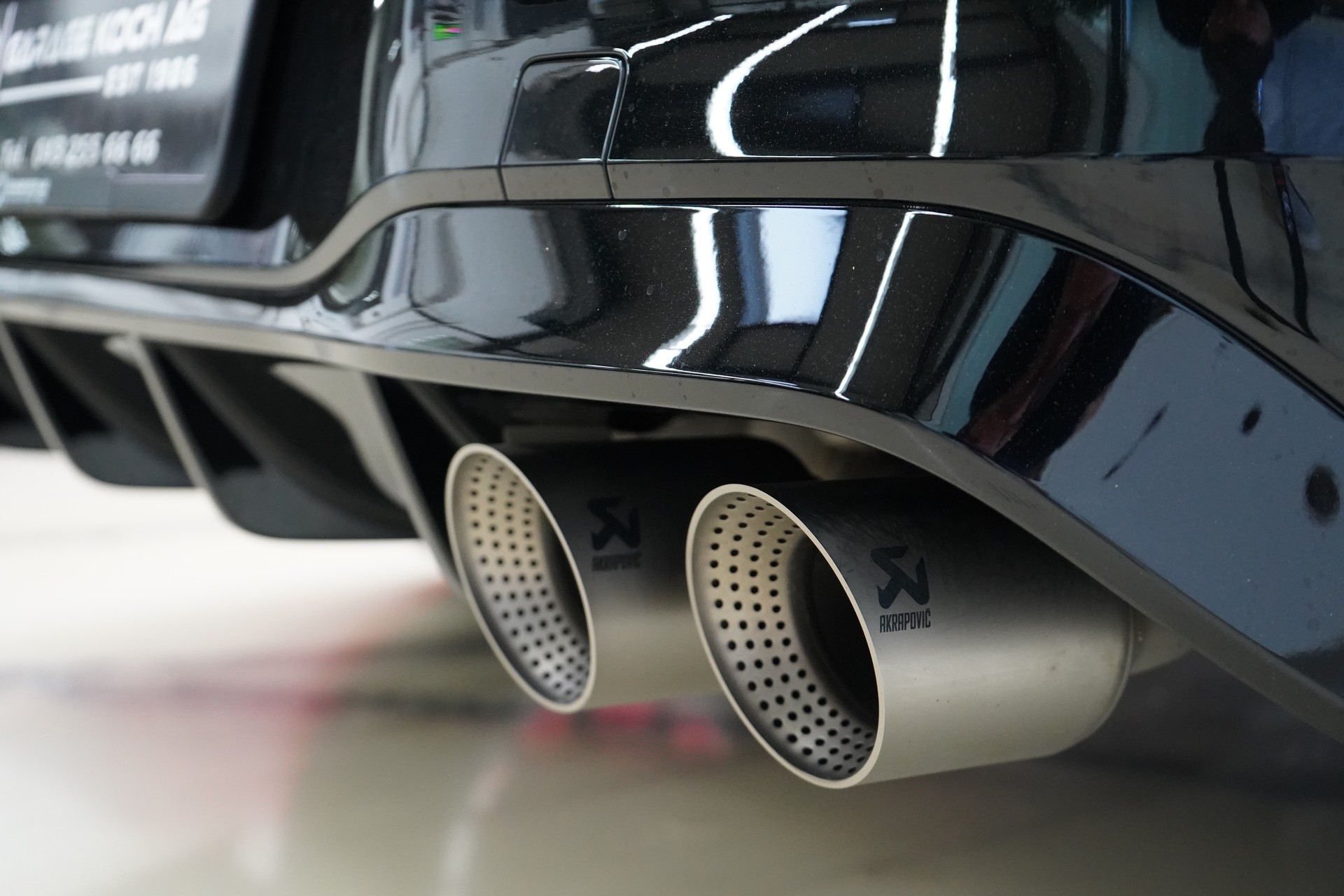 VW Golf 2.0 TSI R Black Edition DSG 4 Motion / Akrapovic * APR ** - 10
