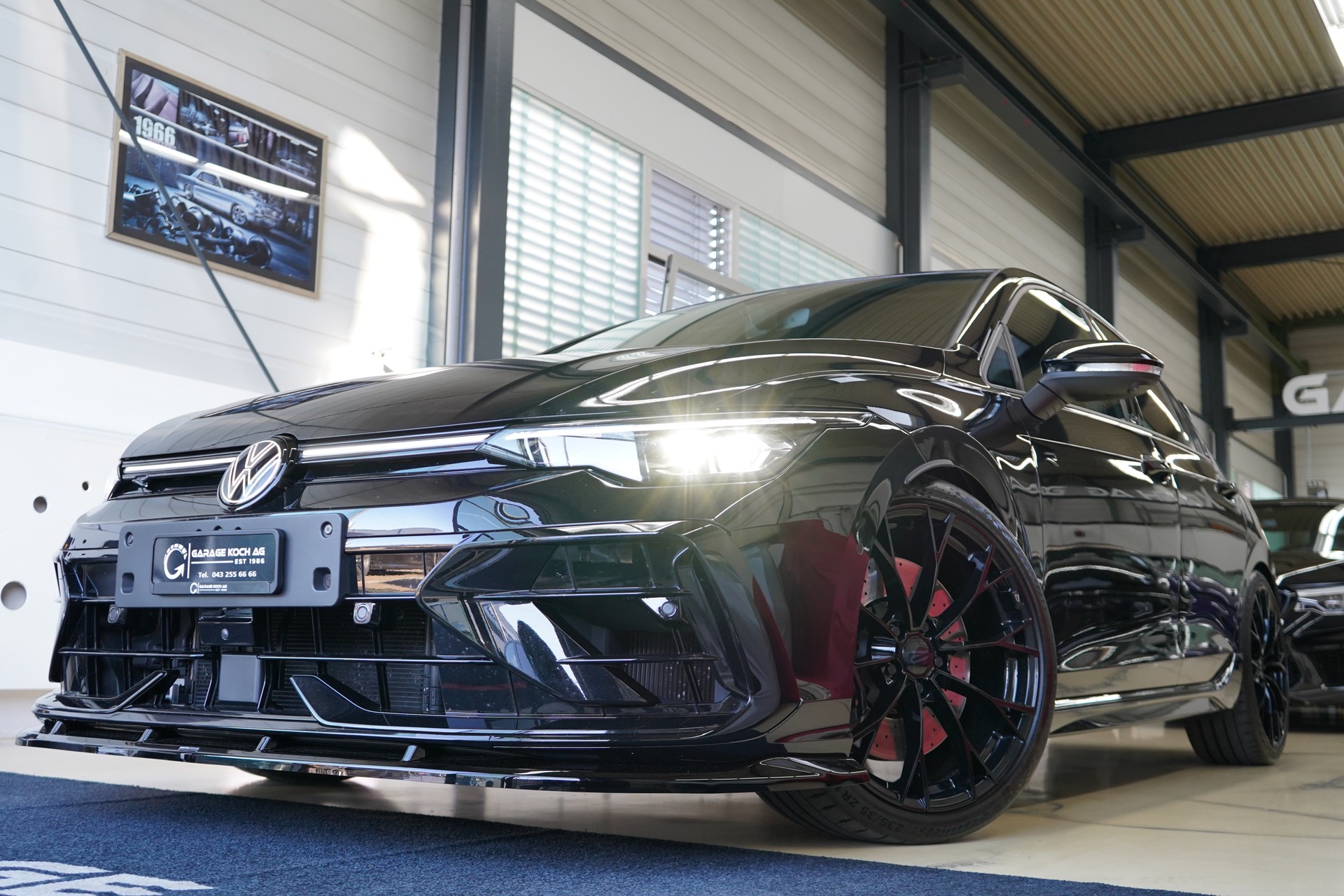 VW Golf 2.0 TSI R Black Edition DSG 4 Motion / Akrapovic * APR ** - 2