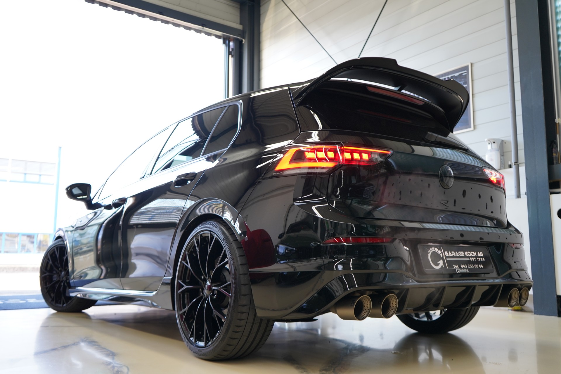 VW Golf 2.0 TSI R Black Edition DSG 4 Motion / Akrapovic * APR ** - 6