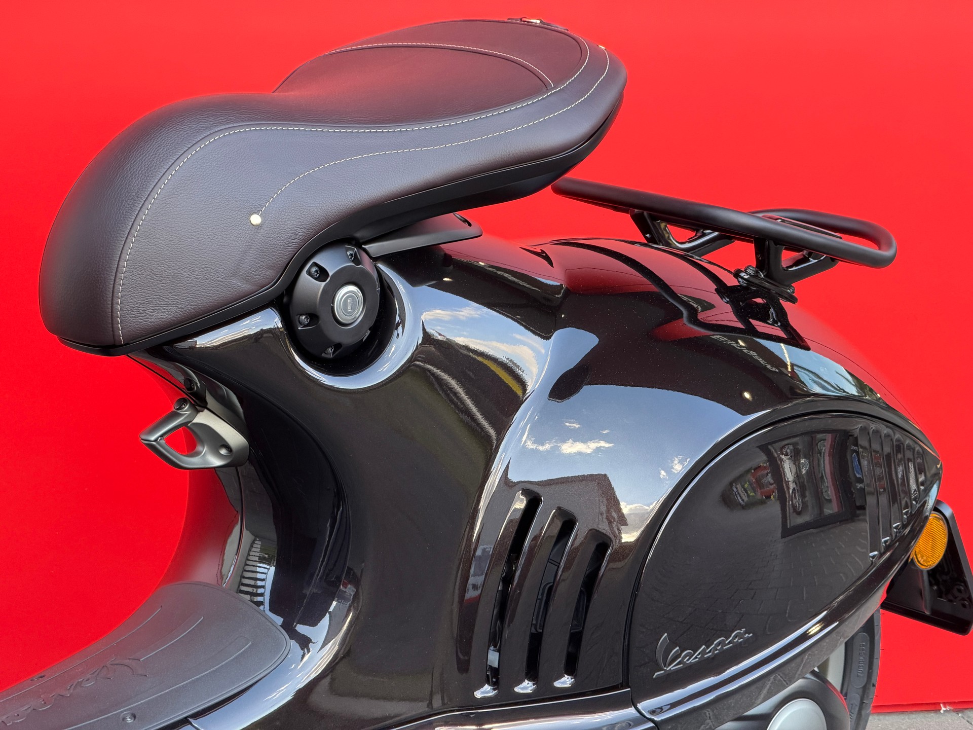 PIAGGIO Vespa 946 Horse - 12