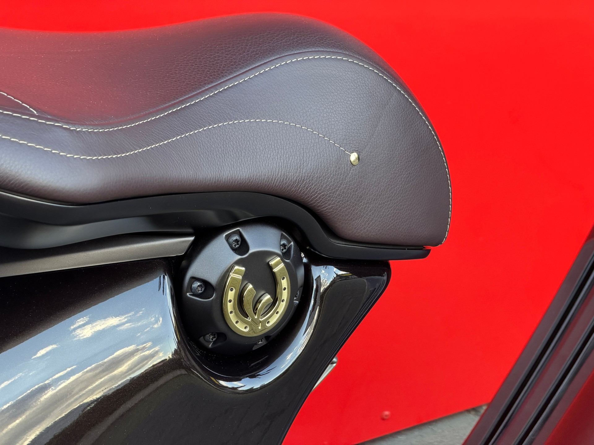 PIAGGIO Vespa 946 Horse - 3
