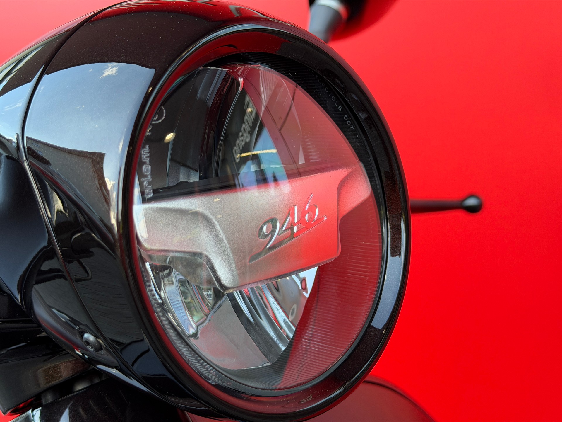 PIAGGIO Vespa 946 Horse - 10