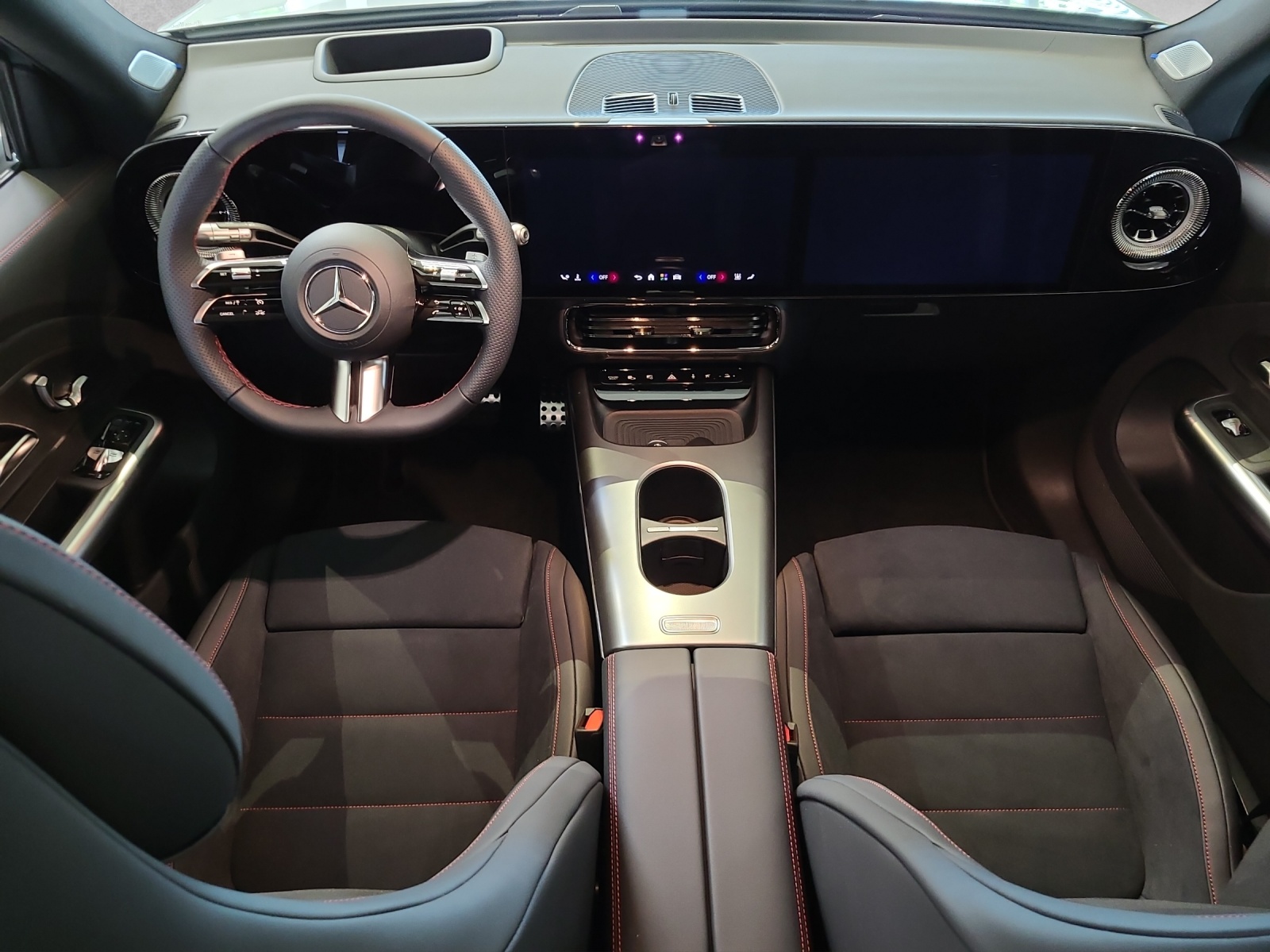MERCEDES-BENZ GLB 350 85kWh EQ 4 Matic - 12
