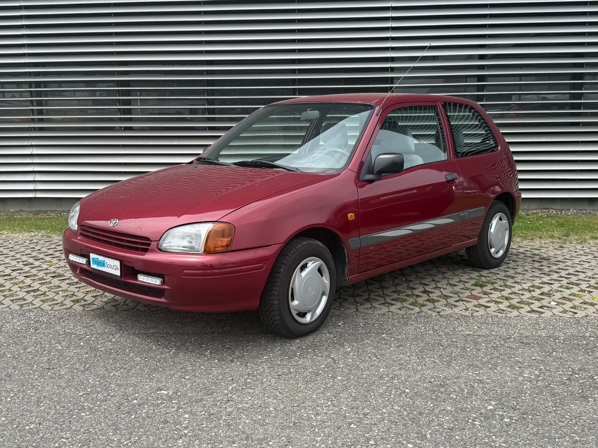 TOYOTA Starlet 1.3 Crystal - 3