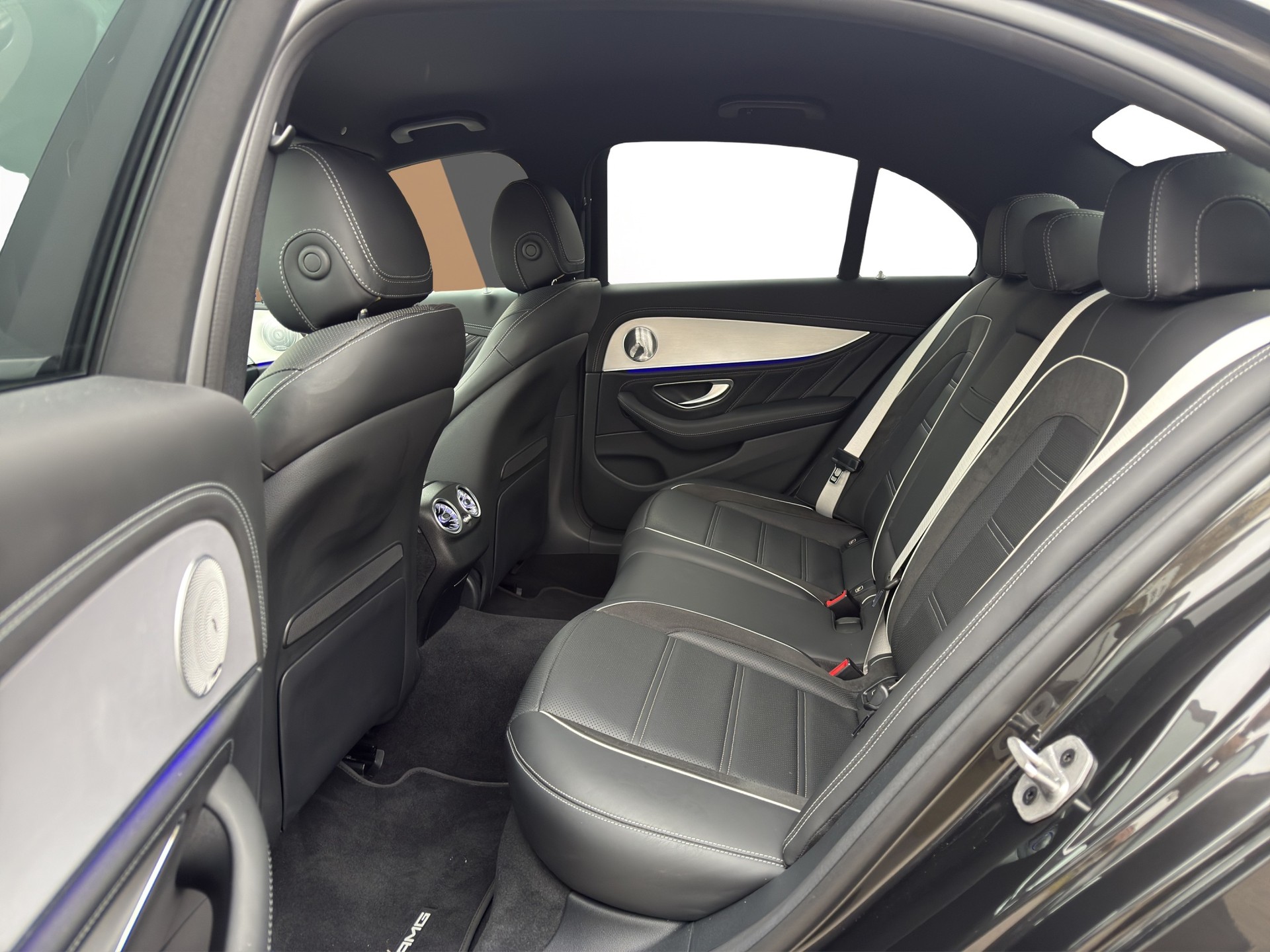 MERCEDES-BENZ E 63 S AMG 4matic+ Speedshift 9G-TCT - 13