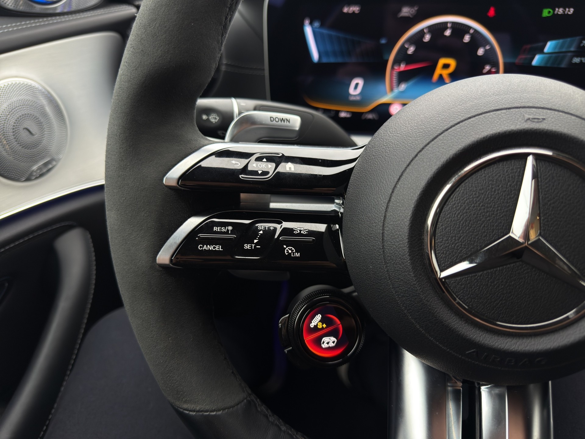 MERCEDES-BENZ E 63 S AMG 4matic+ Speedshift 9G-TCT - 27