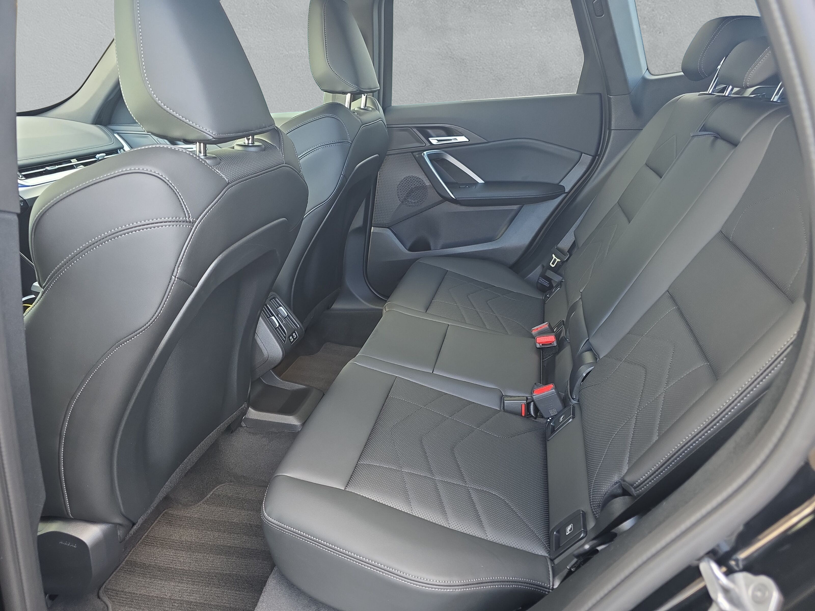 BMW X1 xDrive 20d 48V M Sport - 12
