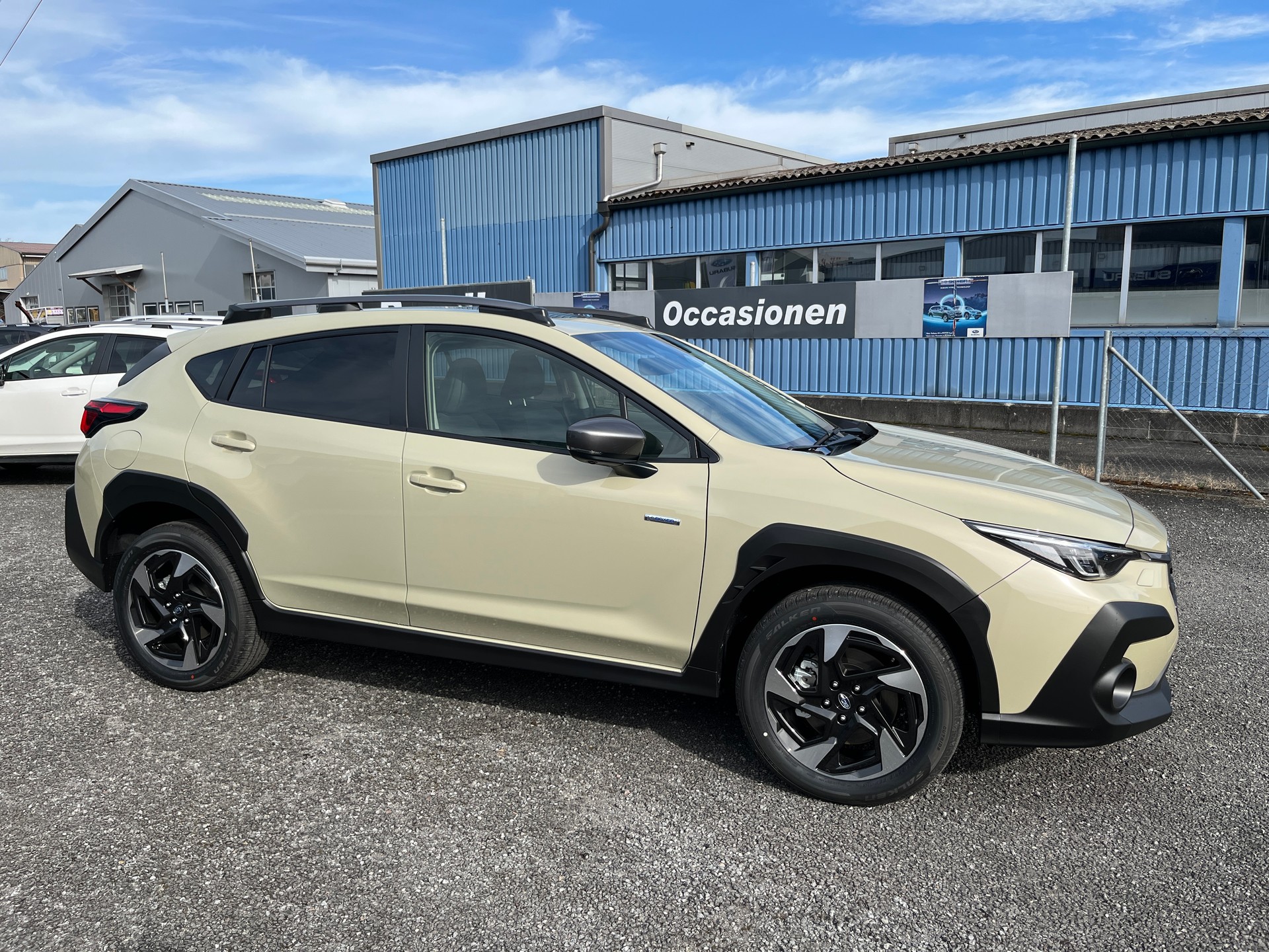 SUBARU Crosstrek 2.0 e-Boxer Luxury AWD Lineartronic - 16