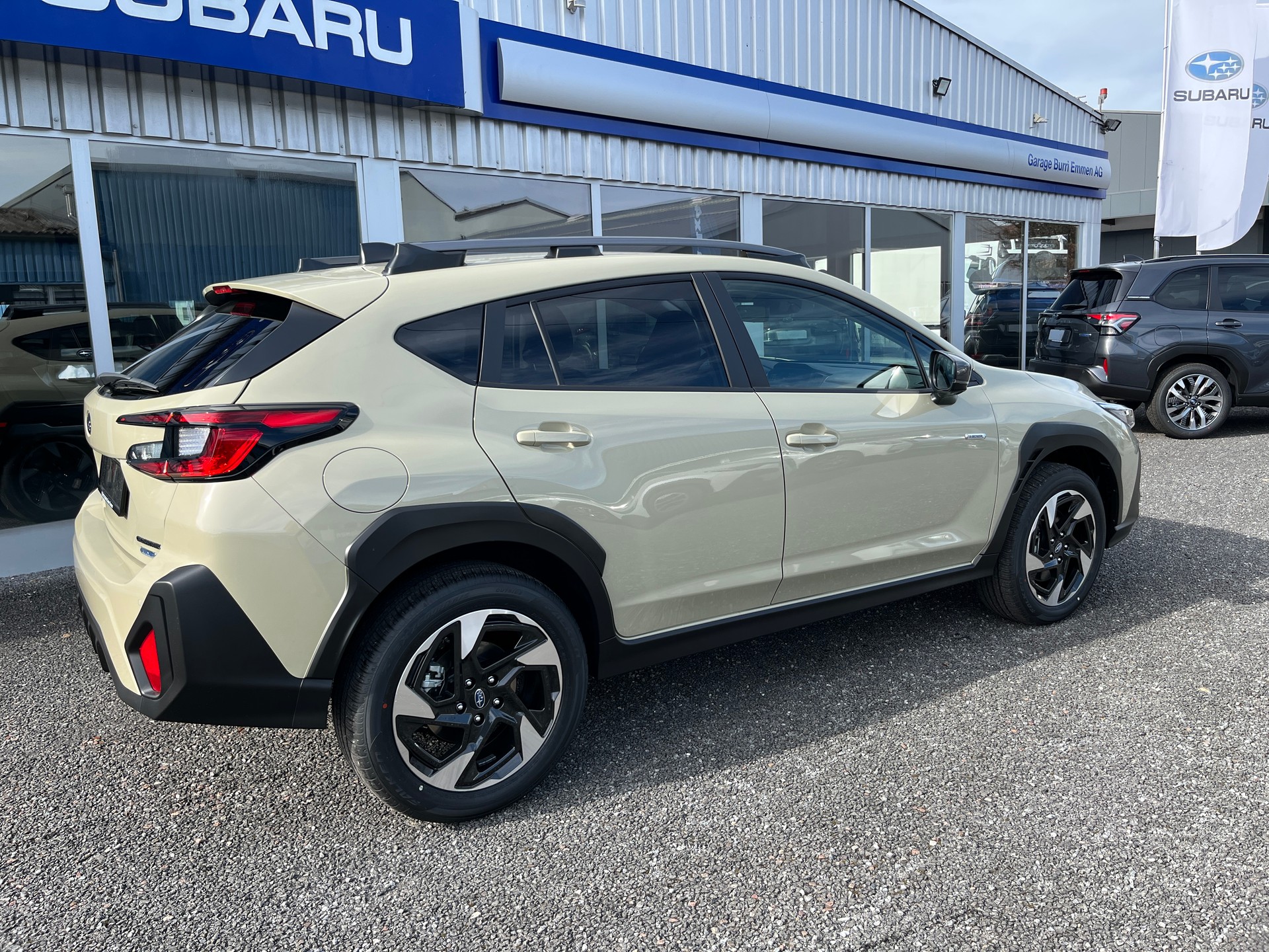 SUBARU Crosstrek 2.0 e-Boxer Luxury AWD Lineartronic - 5