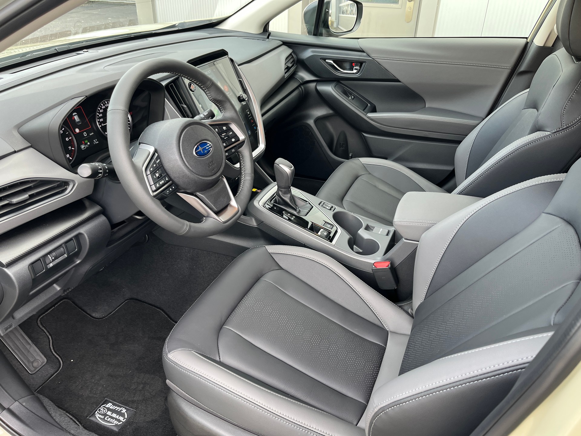 SUBARU Crosstrek 2.0 e-Boxer Luxury AWD Lineartronic - 11