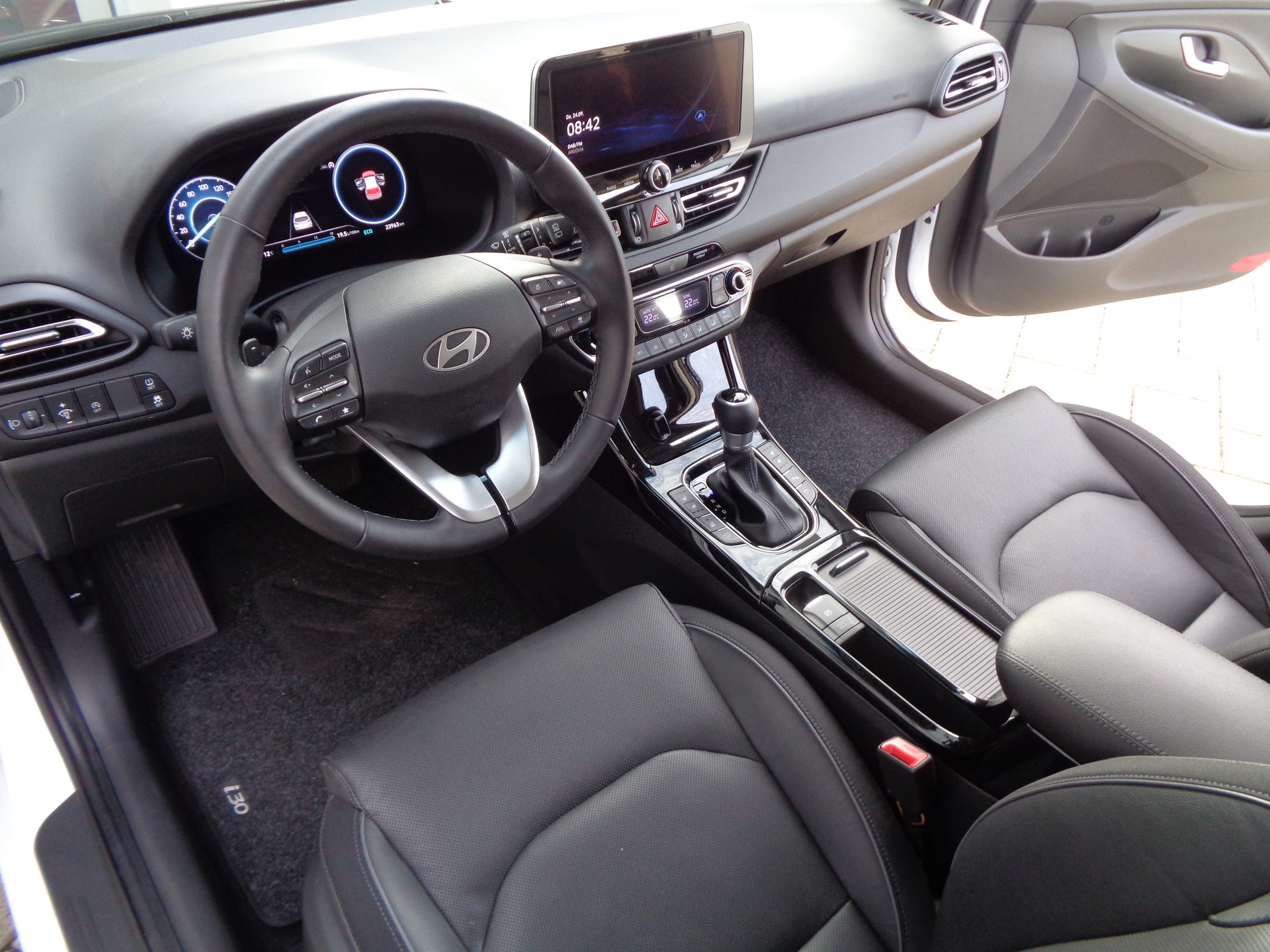HYUNDAI i30 1.5 T-GDi Vertex 48V MH DCT - 7
