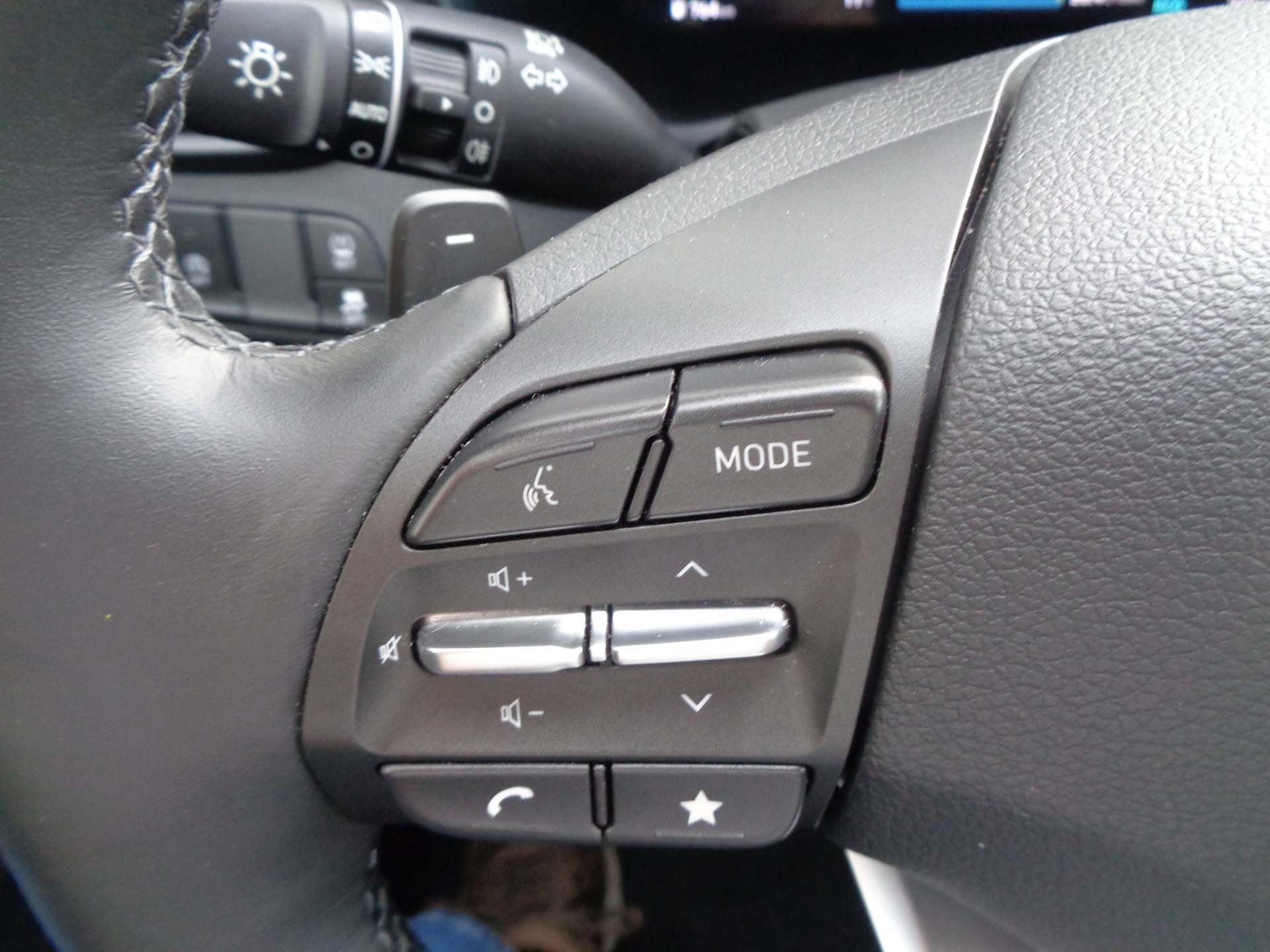HYUNDAI i30 1.5 T-GDi Vertex 48V MH DCT - 19