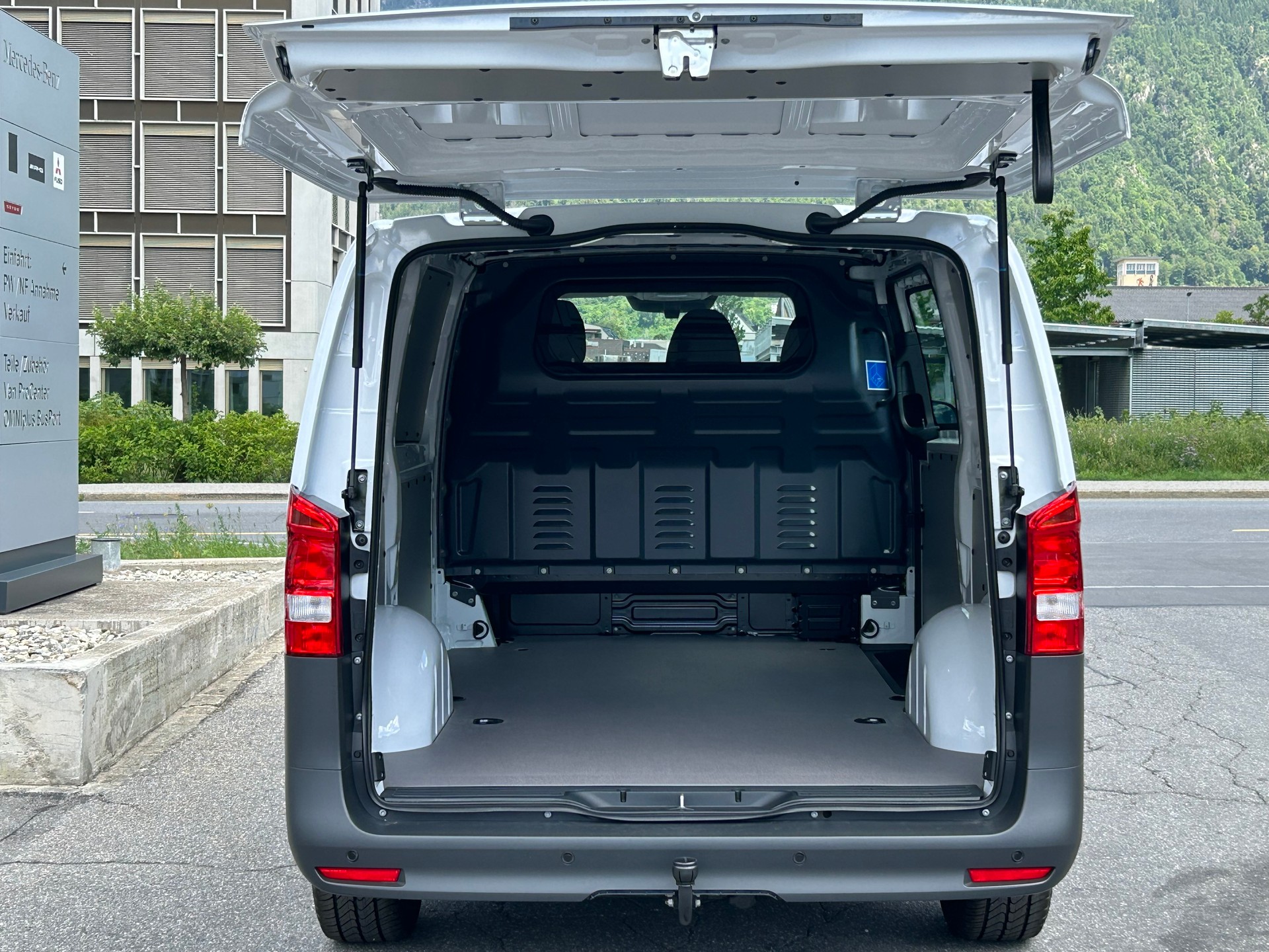 MERCEDES-BENZ Vito 114 CDI KA Lang Worker 4Matic - 7