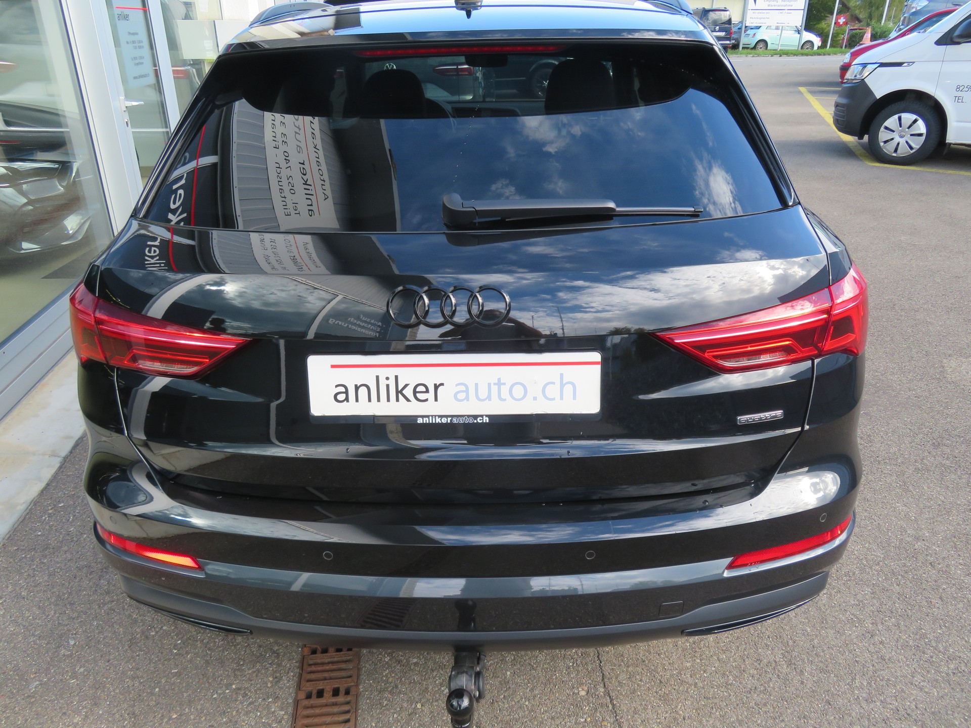 AUDI Q3 40 TFSI "S-LINE" advanced quattro S-tronic - 4