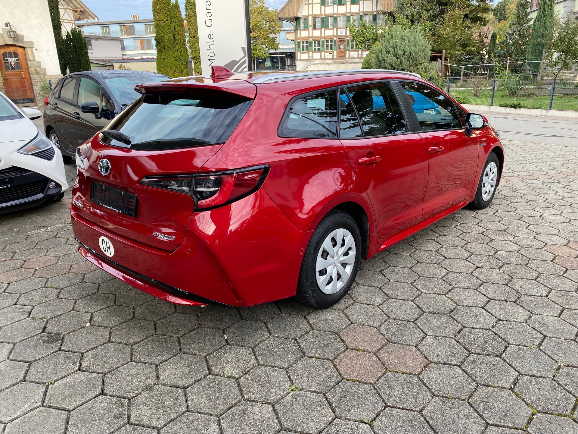 TOYOTA Corolla Touring Sports 1.8 HSD Comfort e-CVT - 4