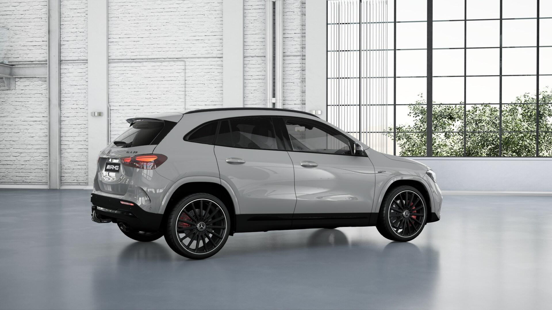 MERCEDES-BENZ GLA 35 AMG 4matic - 5