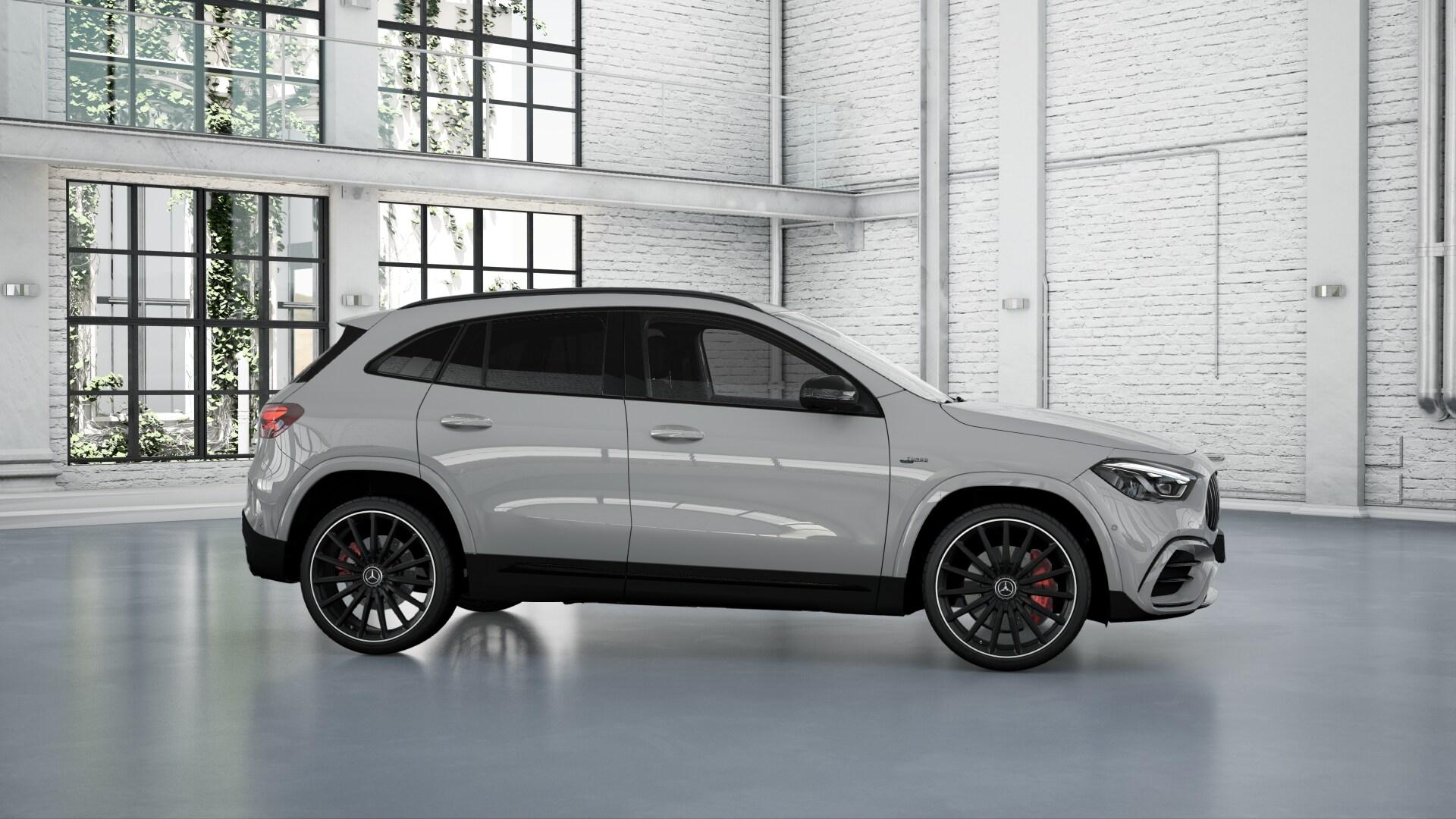 MERCEDES-BENZ GLA 35 AMG 4matic - 6