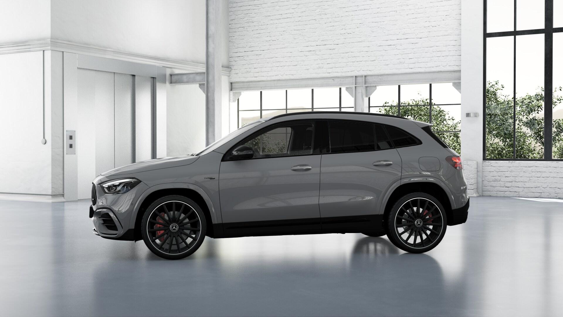 MERCEDES-BENZ GLA 35 AMG 4matic - 2