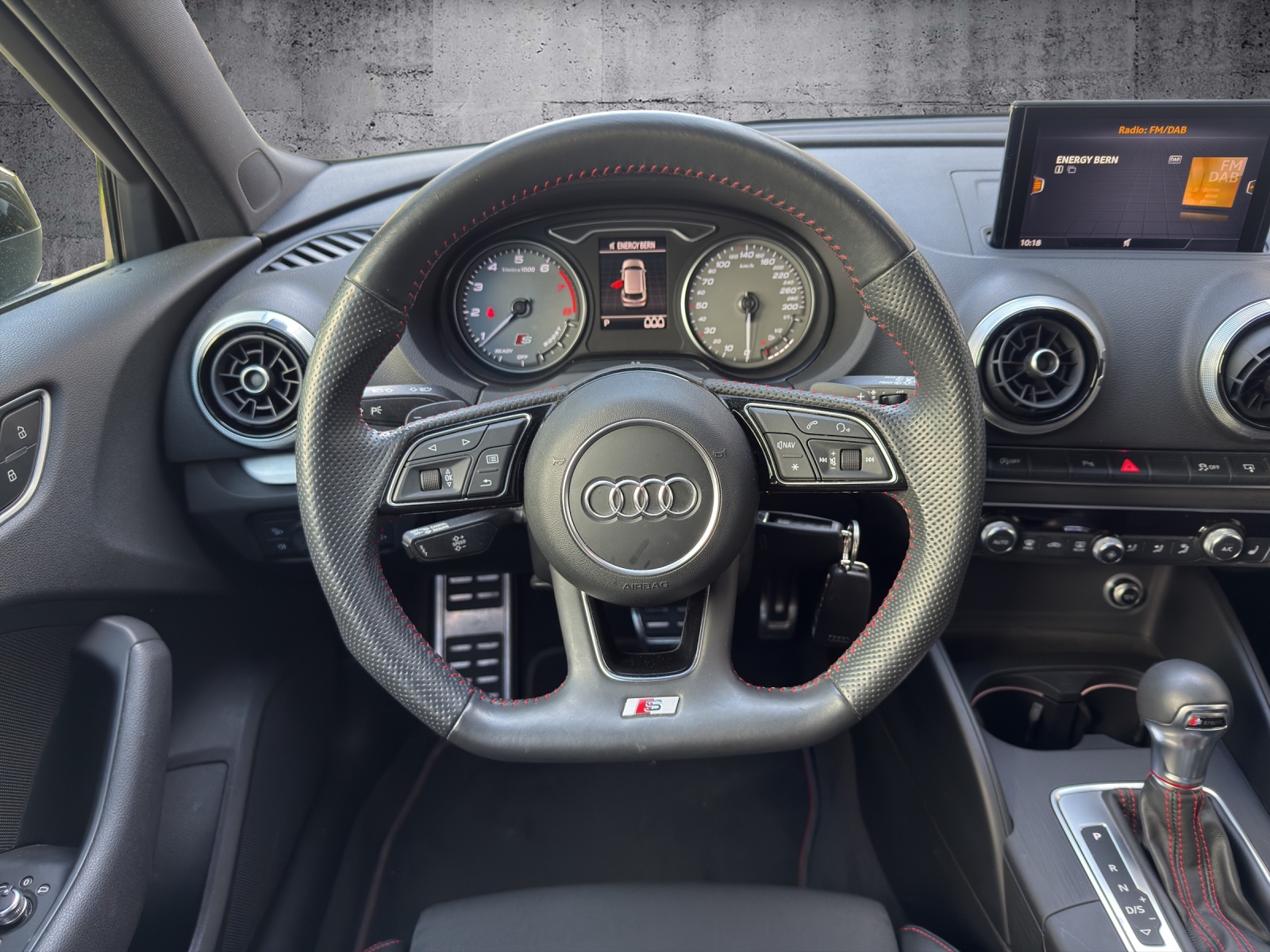 AUDI S3 Sportback 2.0 TFSI quattro S-tronic - 8