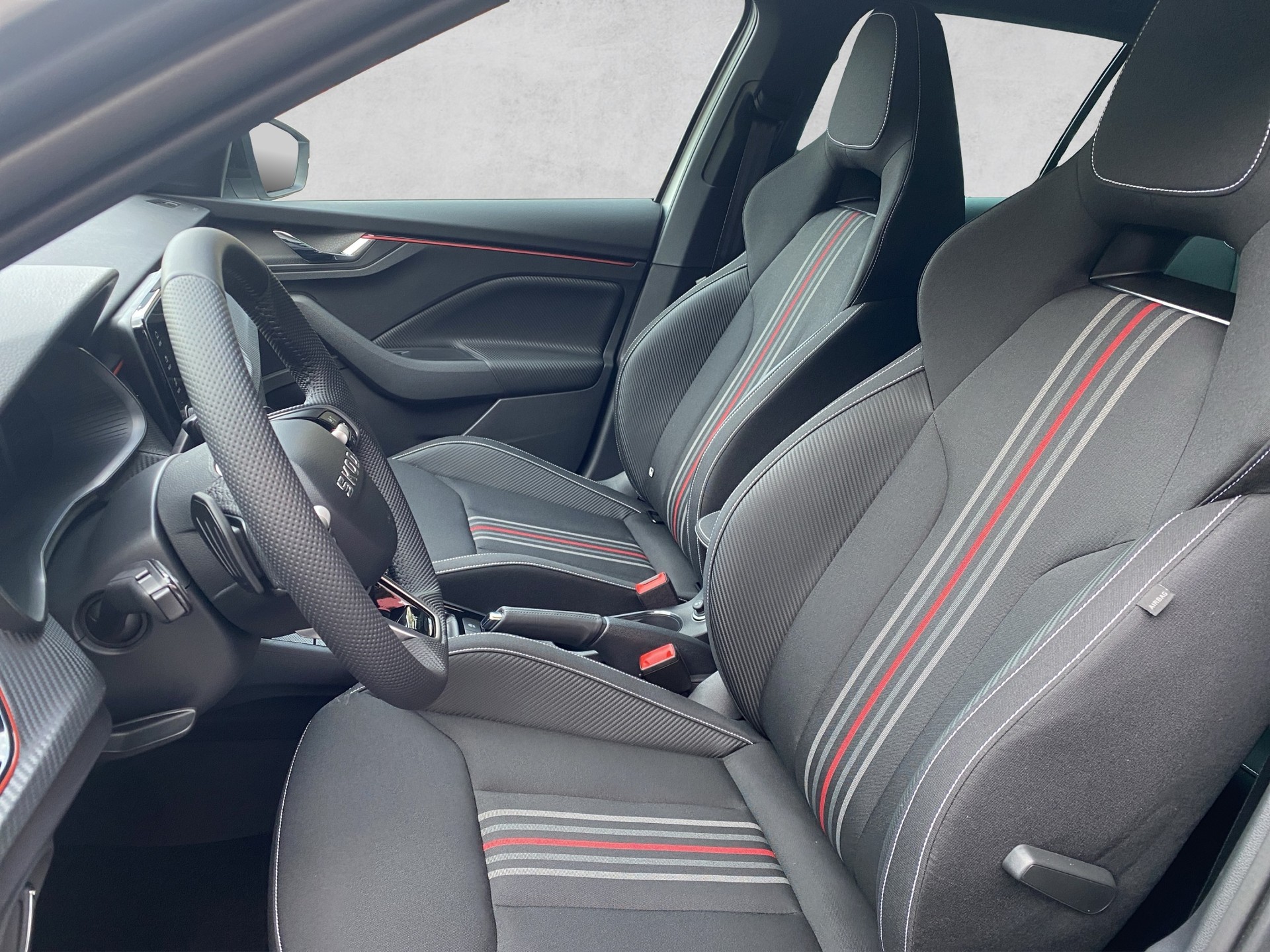 SKODA Kamiq 1.5 TSI Monte Carlo DSG - 8