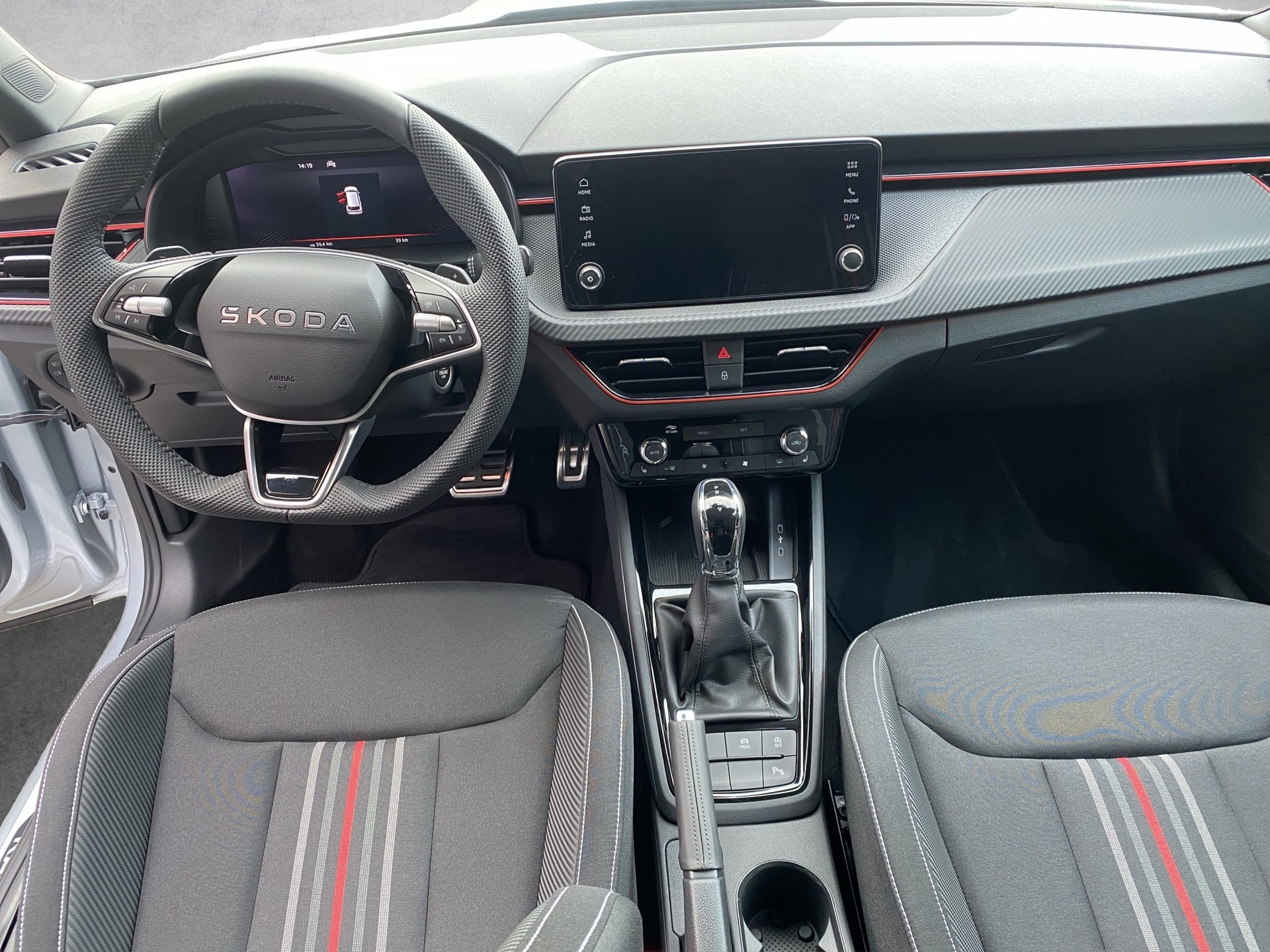 SKODA Kamiq 1.5 TSI Monte Carlo DSG - 9