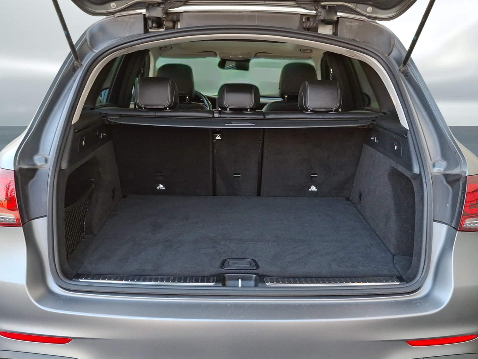 MERCEDES-BENZ GLC 300 AMG Line 4Matic 9G-Tronic - 13