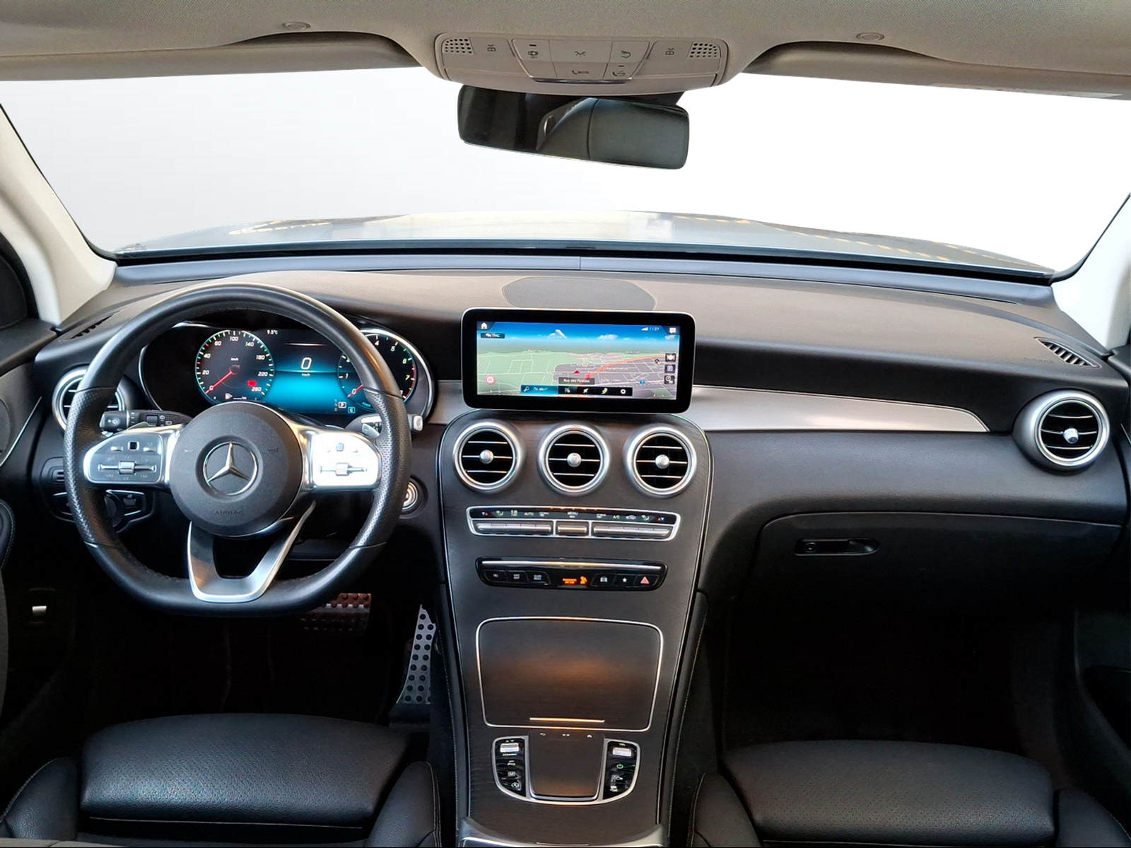 MERCEDES-BENZ GLC 300 AMG Line 4Matic 9G-Tronic - 9