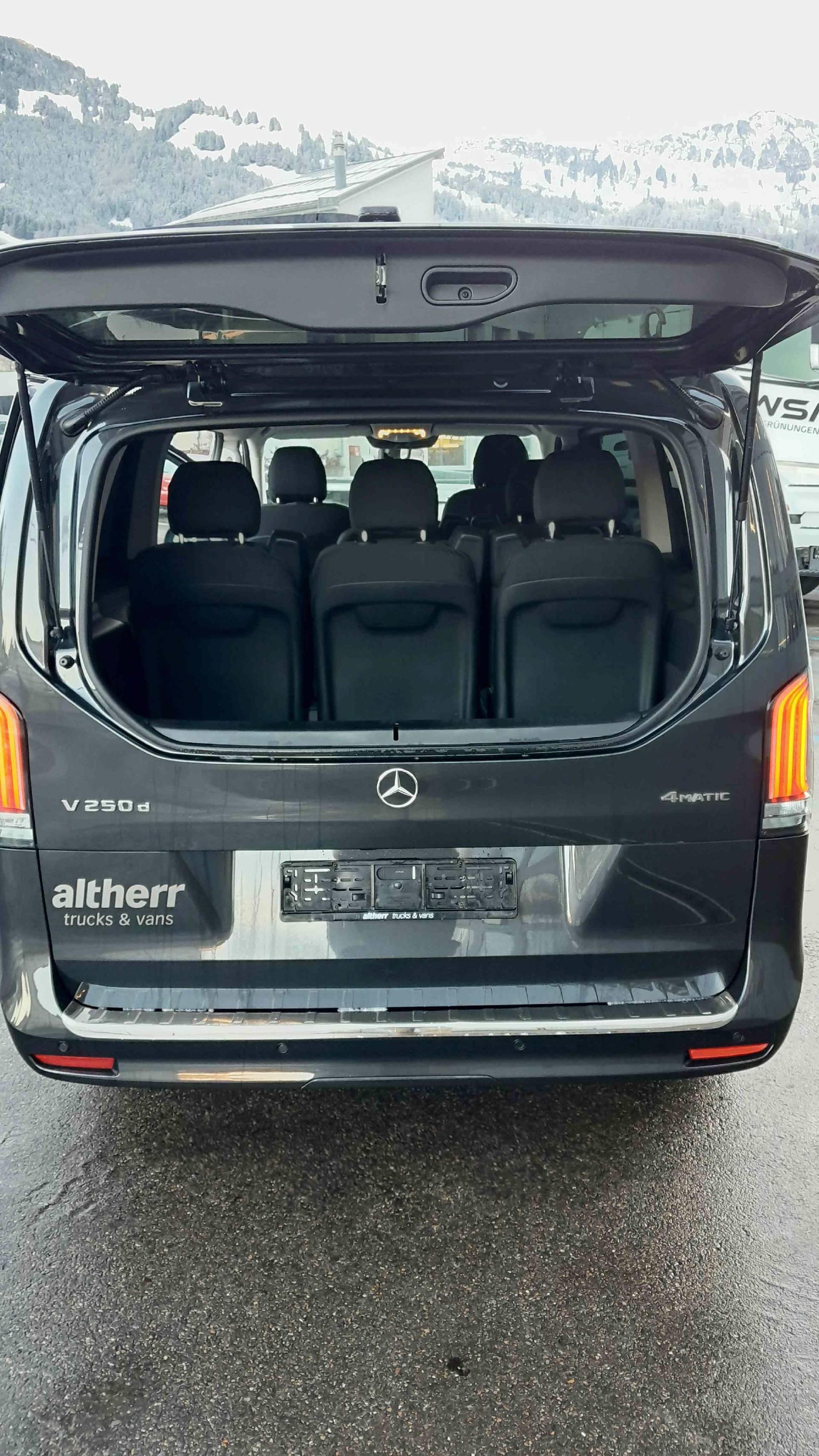 MERCEDES-BENZ V 250d Style L 4x4 - 15