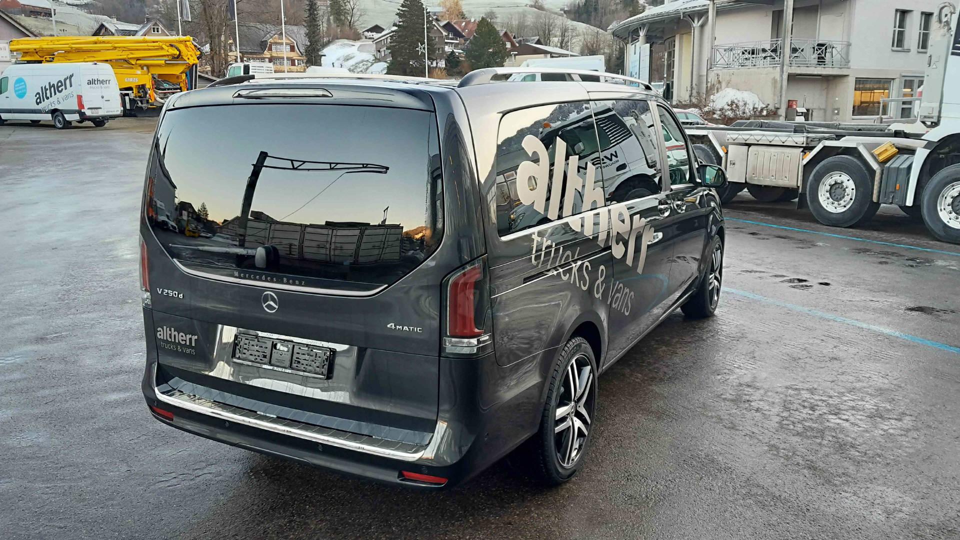 MERCEDES-BENZ V 250d Style L 4x4 - 5