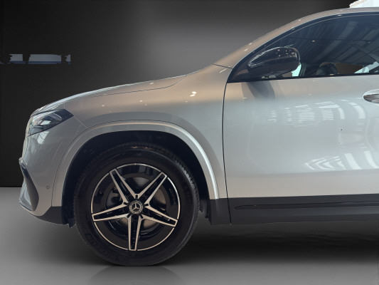 MERCEDES-BENZ EQA 300 4M Excellence - 6