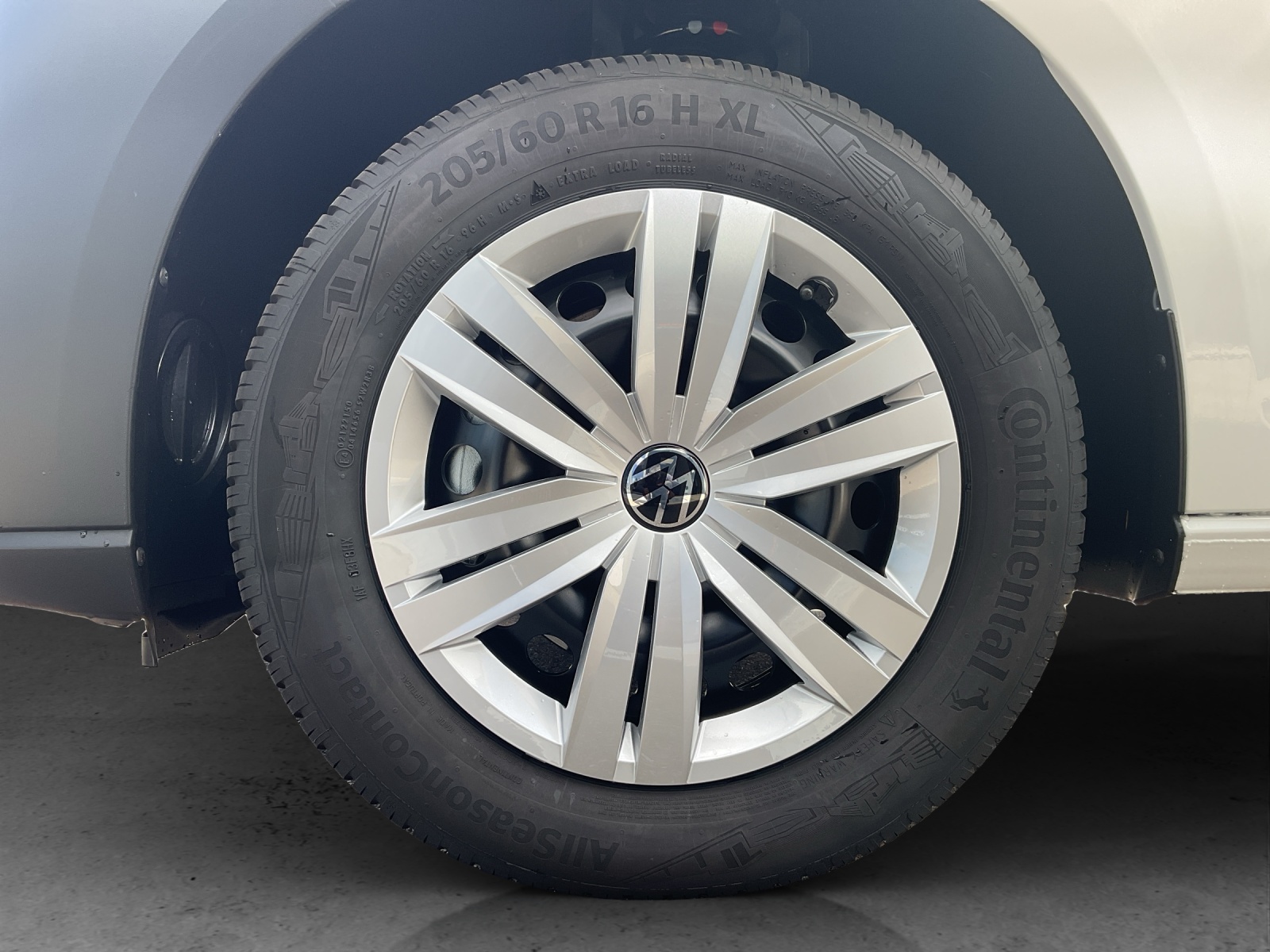 VW Caddy Cargo 1.5 TSI Entry DSG - 13