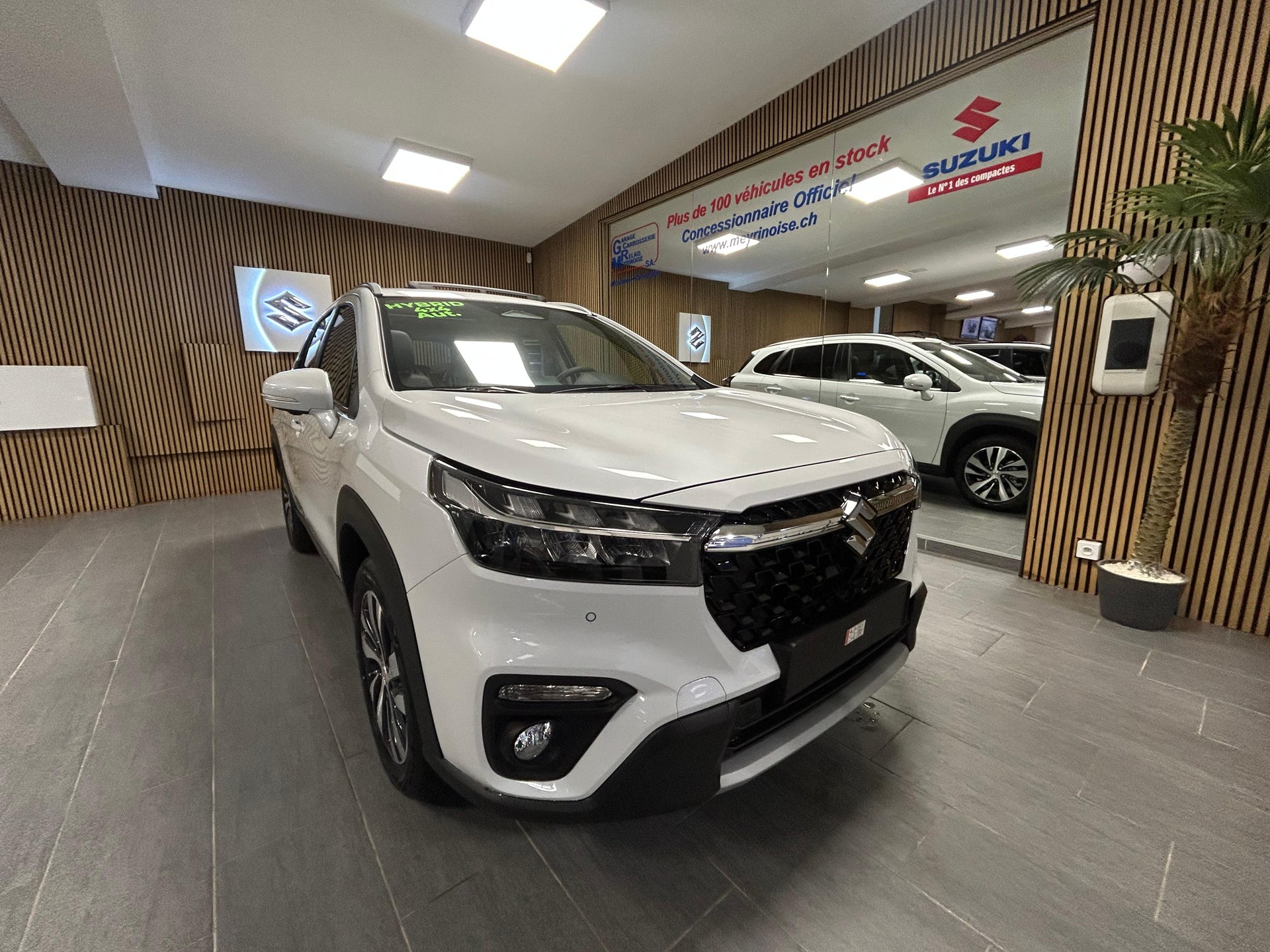 SUZUKI S-Cross 1.4 T Compact Top Hybrid 4x4 4 ROUES HIVER OFFERTES - 4