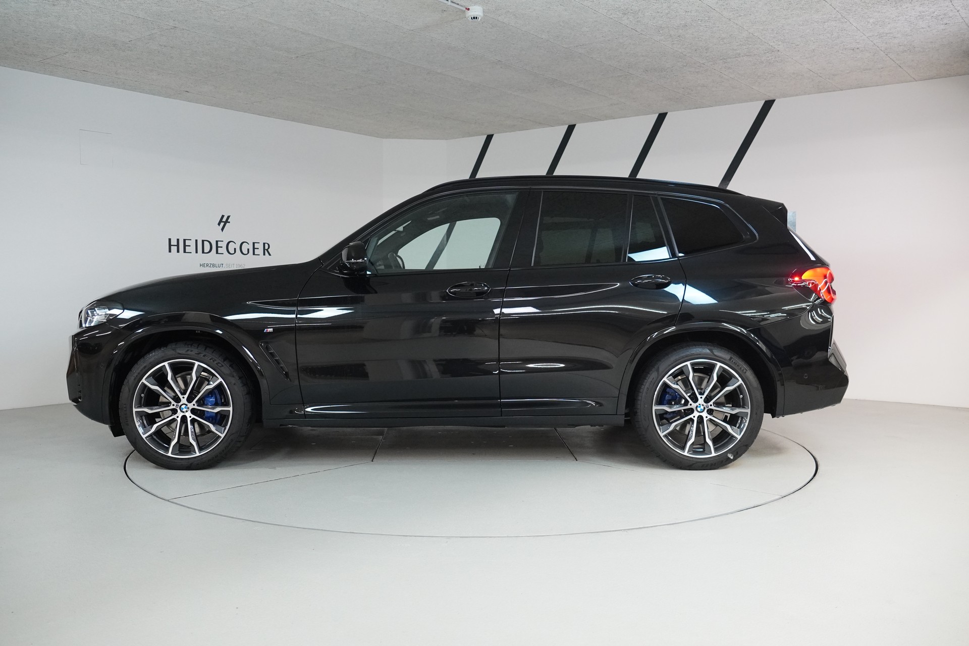 BMW X3 xDrive 48V M40d Travel Steptronic - 4