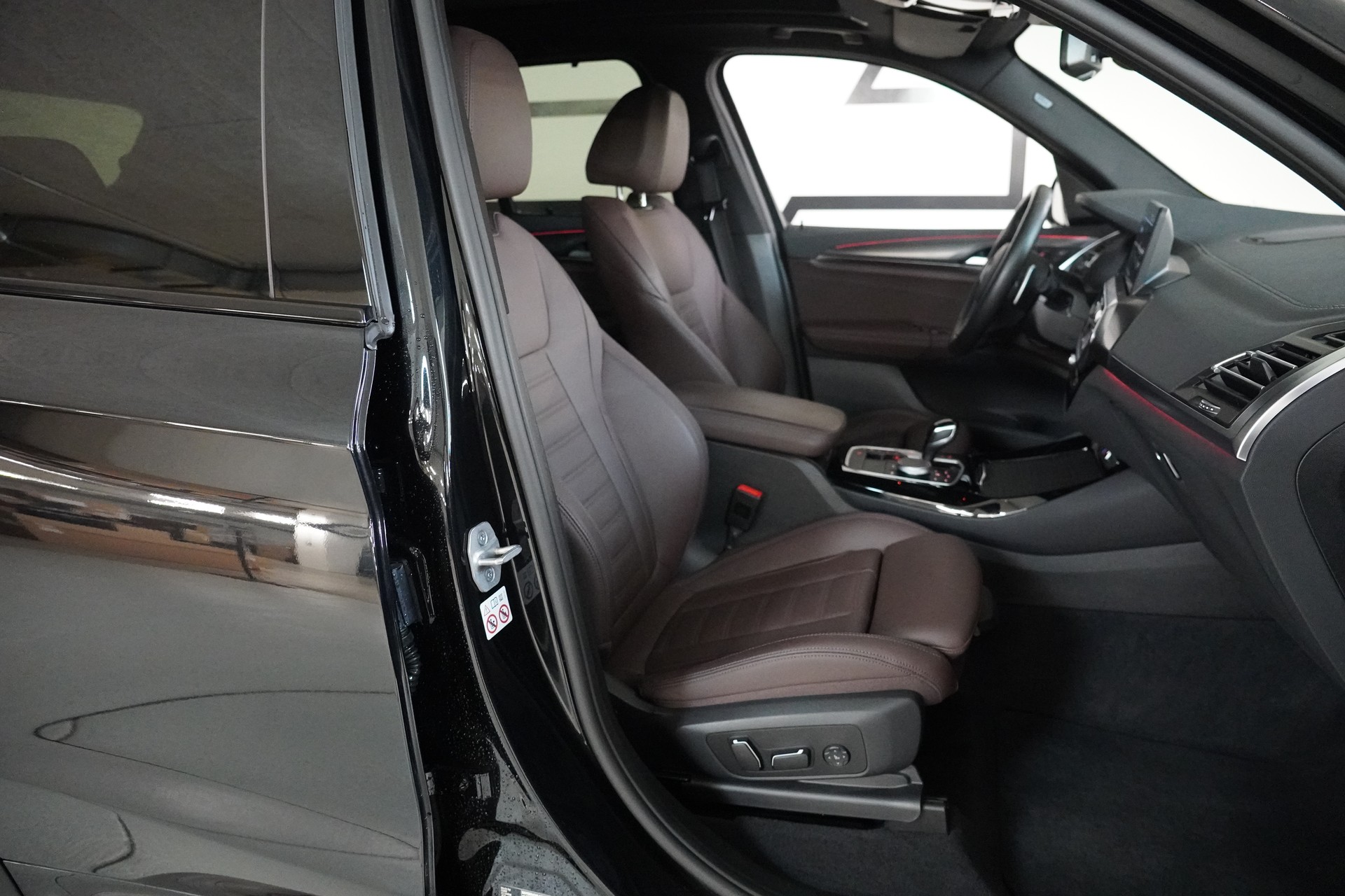 BMW X3 xDrive 48V M40d Travel Steptronic - 15