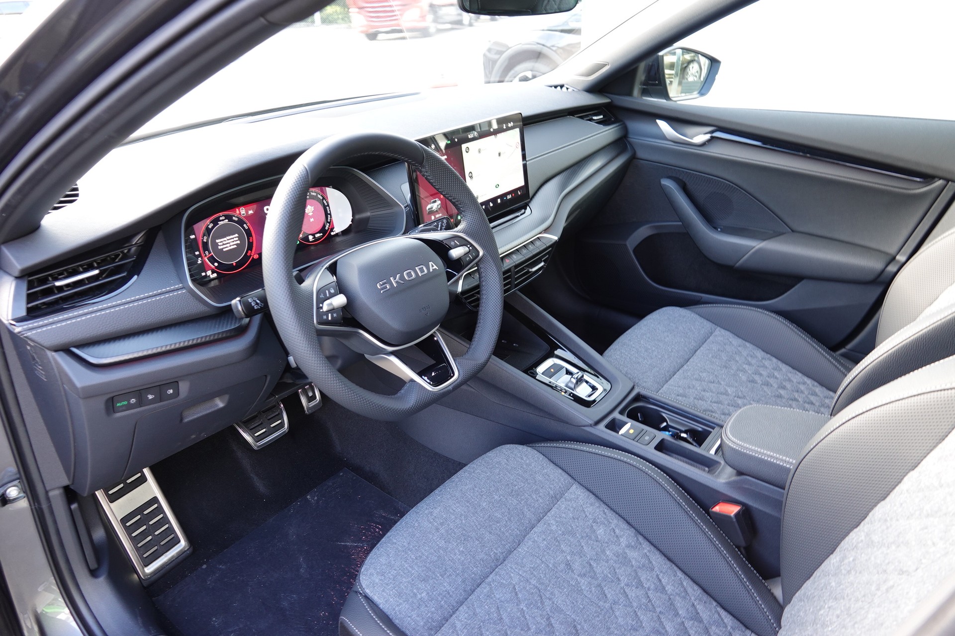 SKODA Octavia 2.0 TSI Dynami4x4 - 10