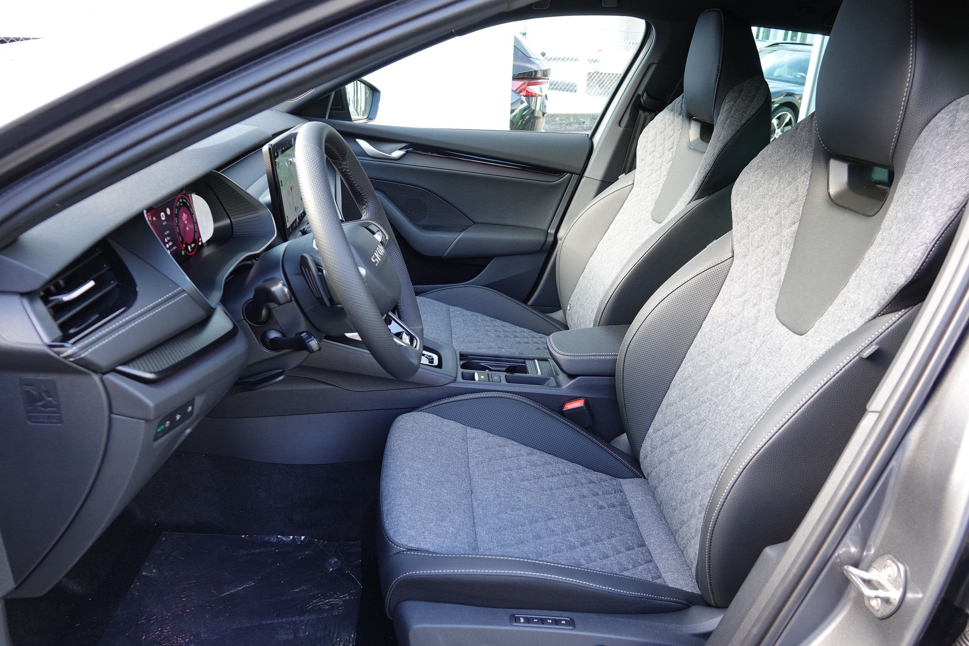 SKODA Octavia 2.0 TSI Dynami4x4 - 16