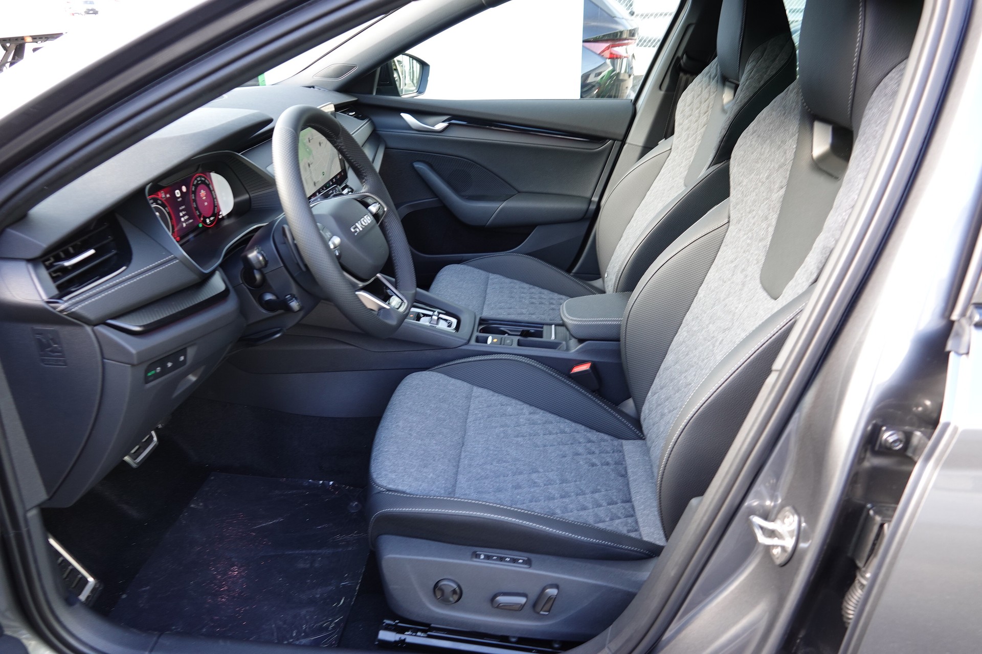 SKODA Octavia 2.0 TSI Dynami4x4 - 15