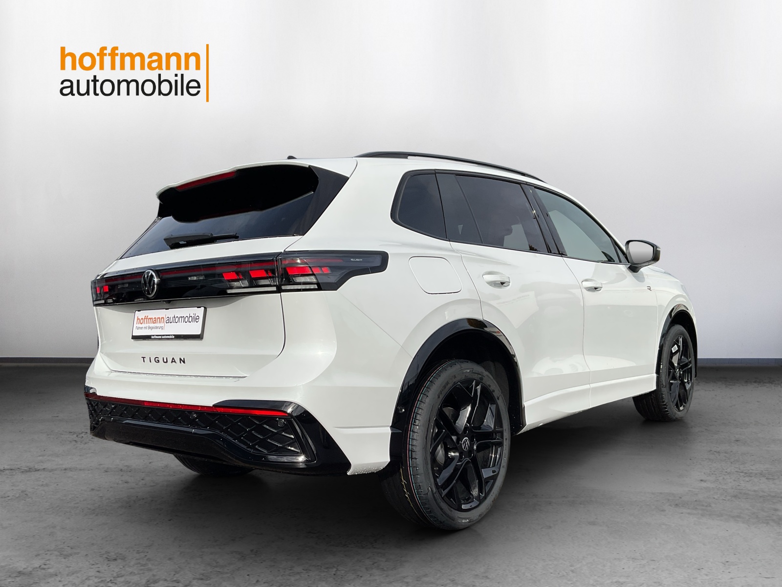 VW Tiguan 2.0 TSI DSG R-Line 4Motion - 4