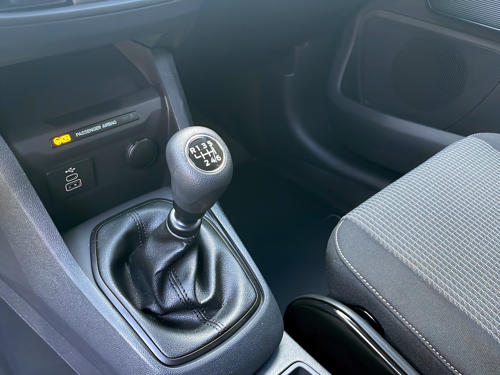 FORD Transit Courier Van 1.0 EcoBoost Trend - 10